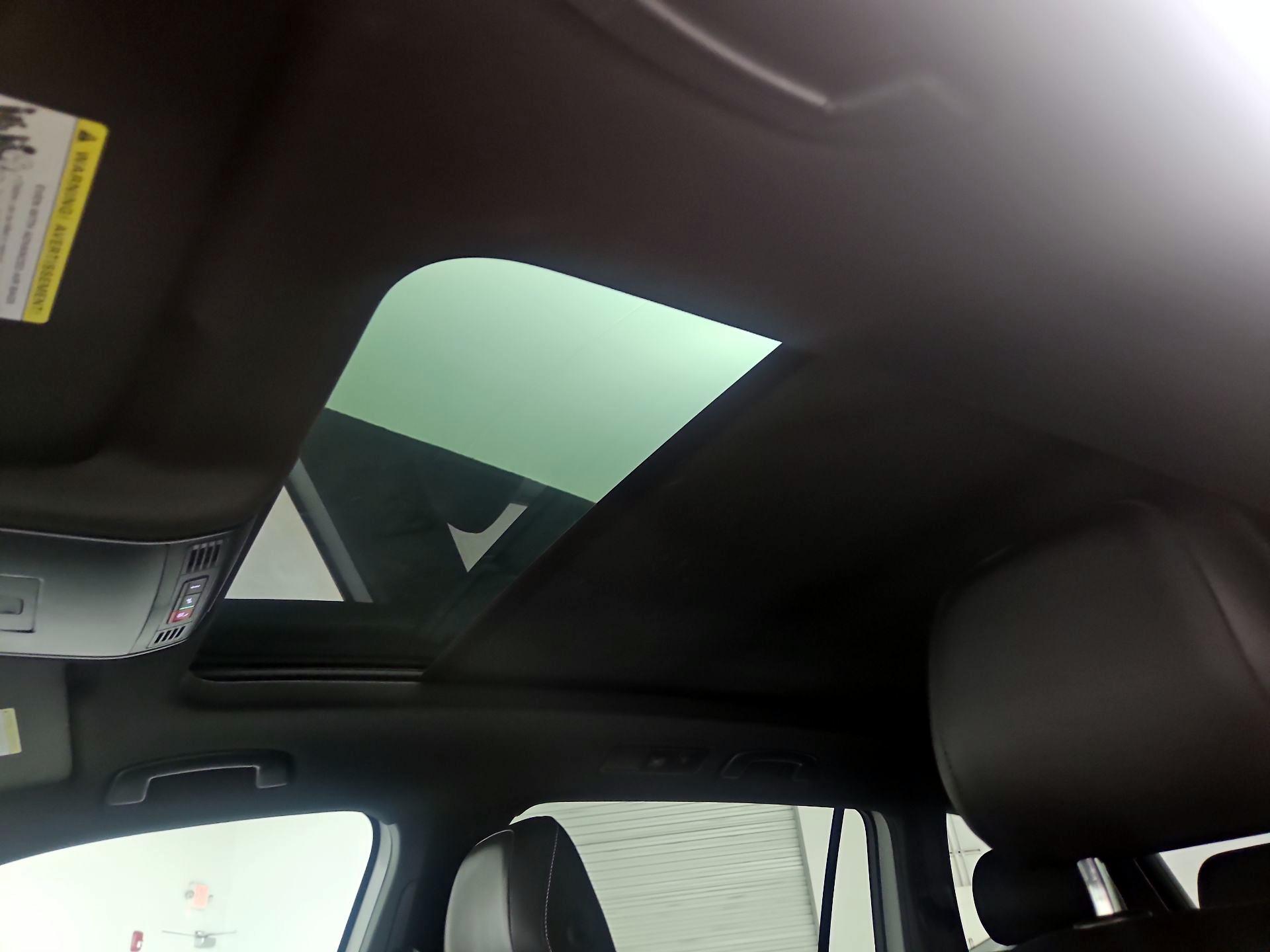 Thumbnail: 2021 Volkswagen Tiguan - 19