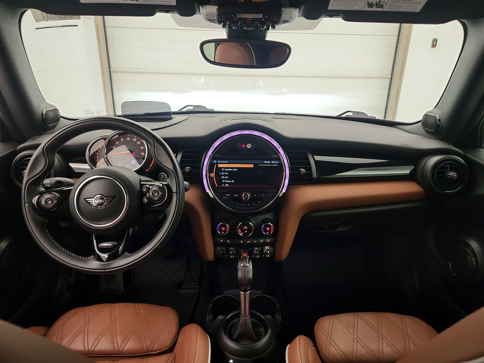 Thumbnail: 2019 MINI Cooper - 9