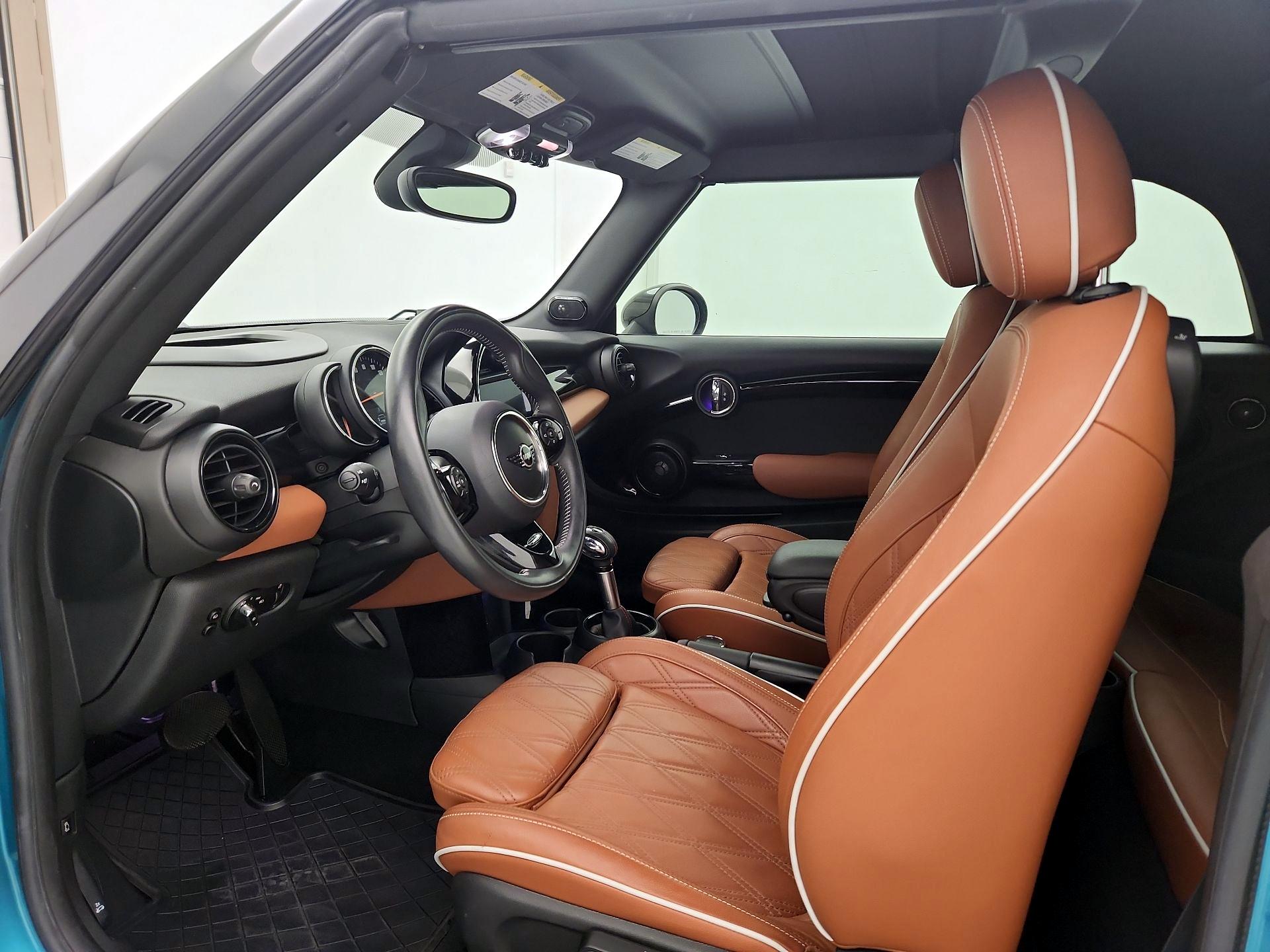 Thumbnail: 2019 MINI Cooper - 11