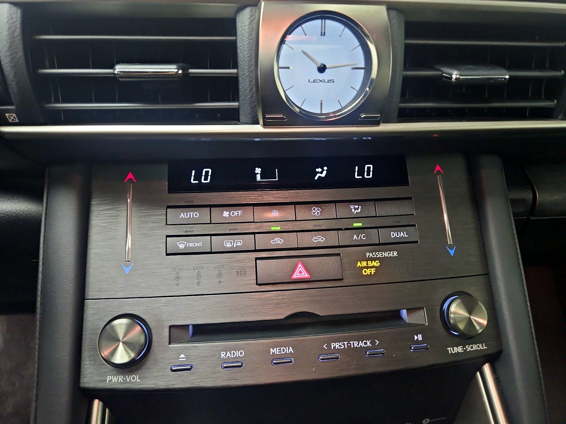 Thumbnail: 2020 Lexus IS - 16