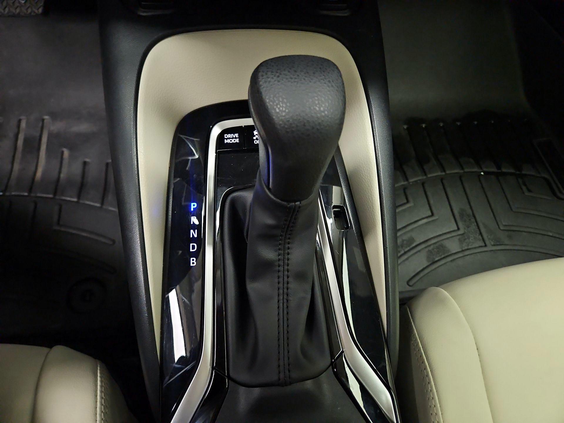 Thumbnail: 2023 Toyota Corolla - 17