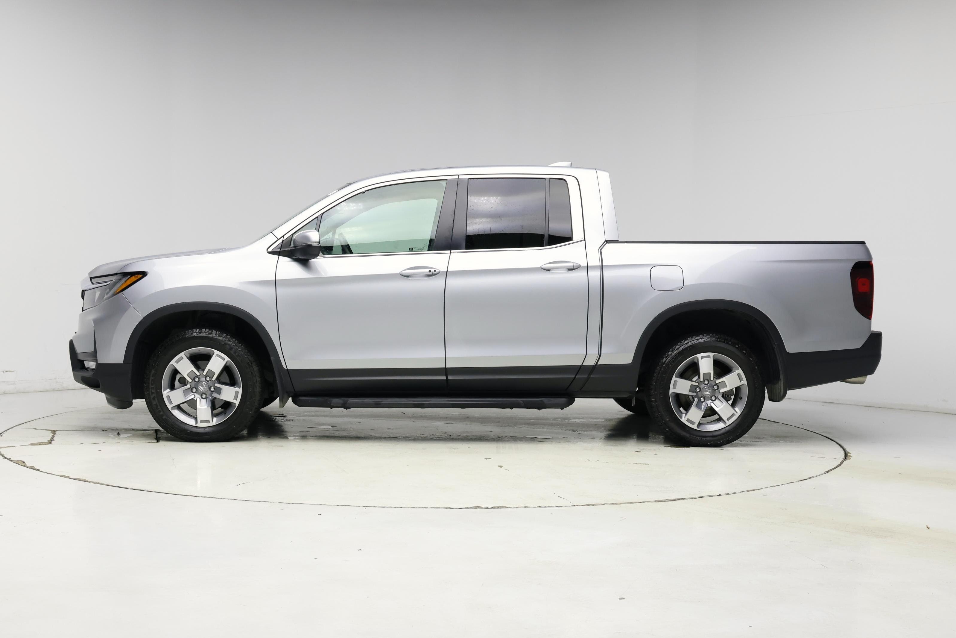 Thumbnail: 2025 Honda Ridgeline - 3