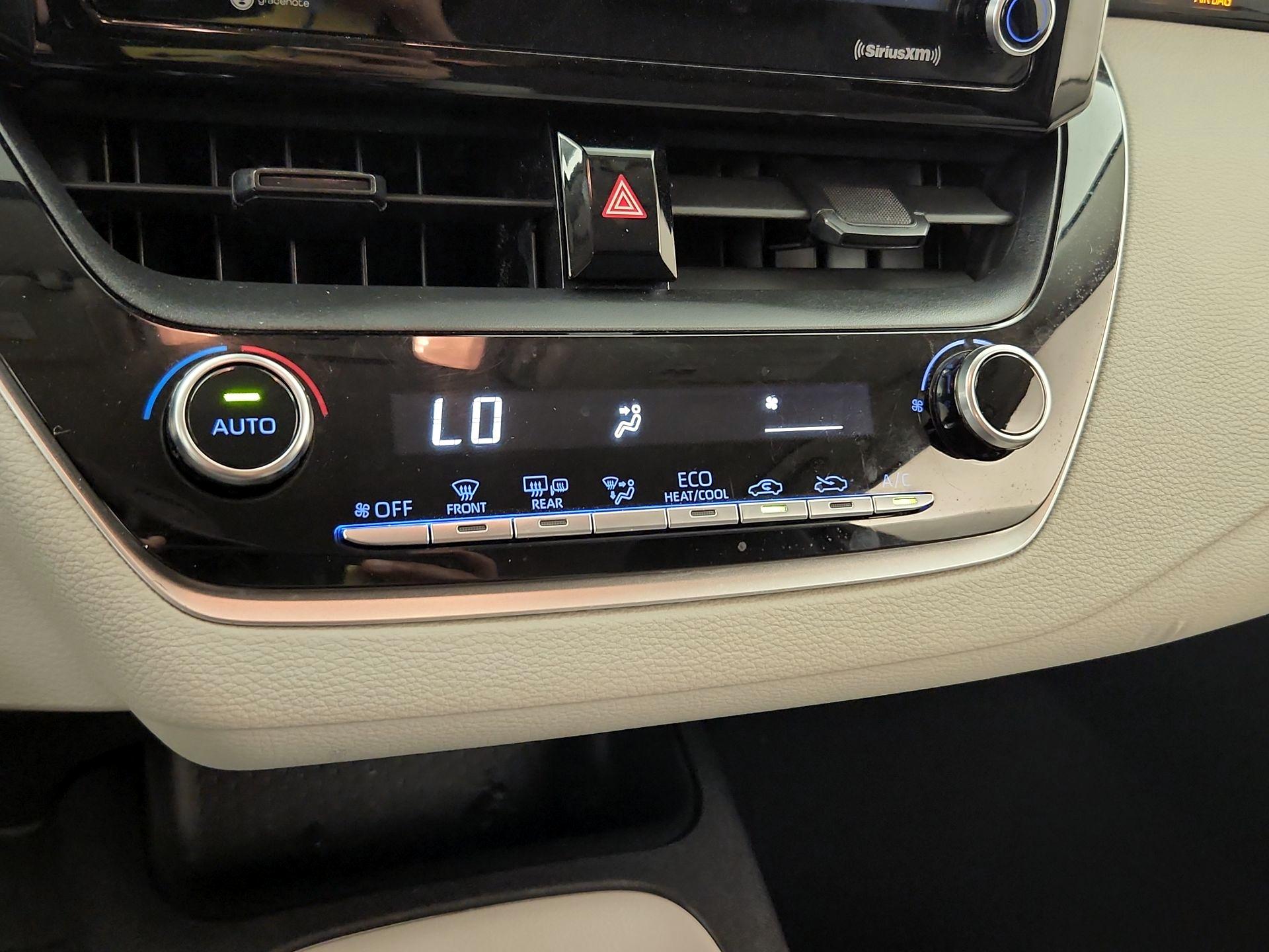 Thumbnail: 2021 Toyota Corolla - 16