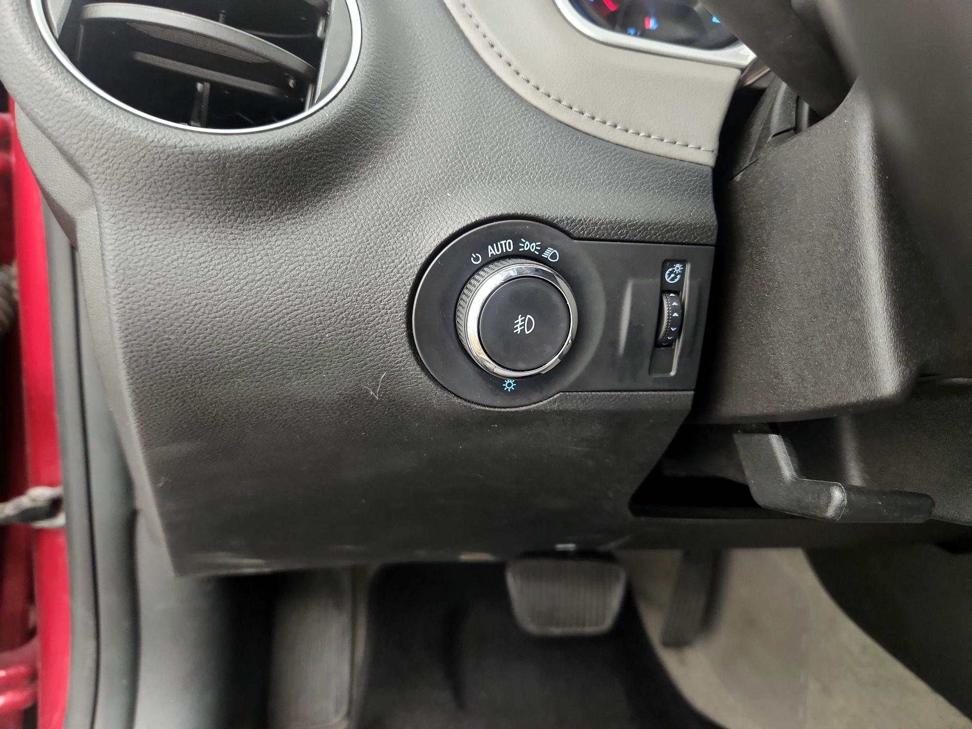 Thumbnail: 2014 Chevrolet Camaro - 13