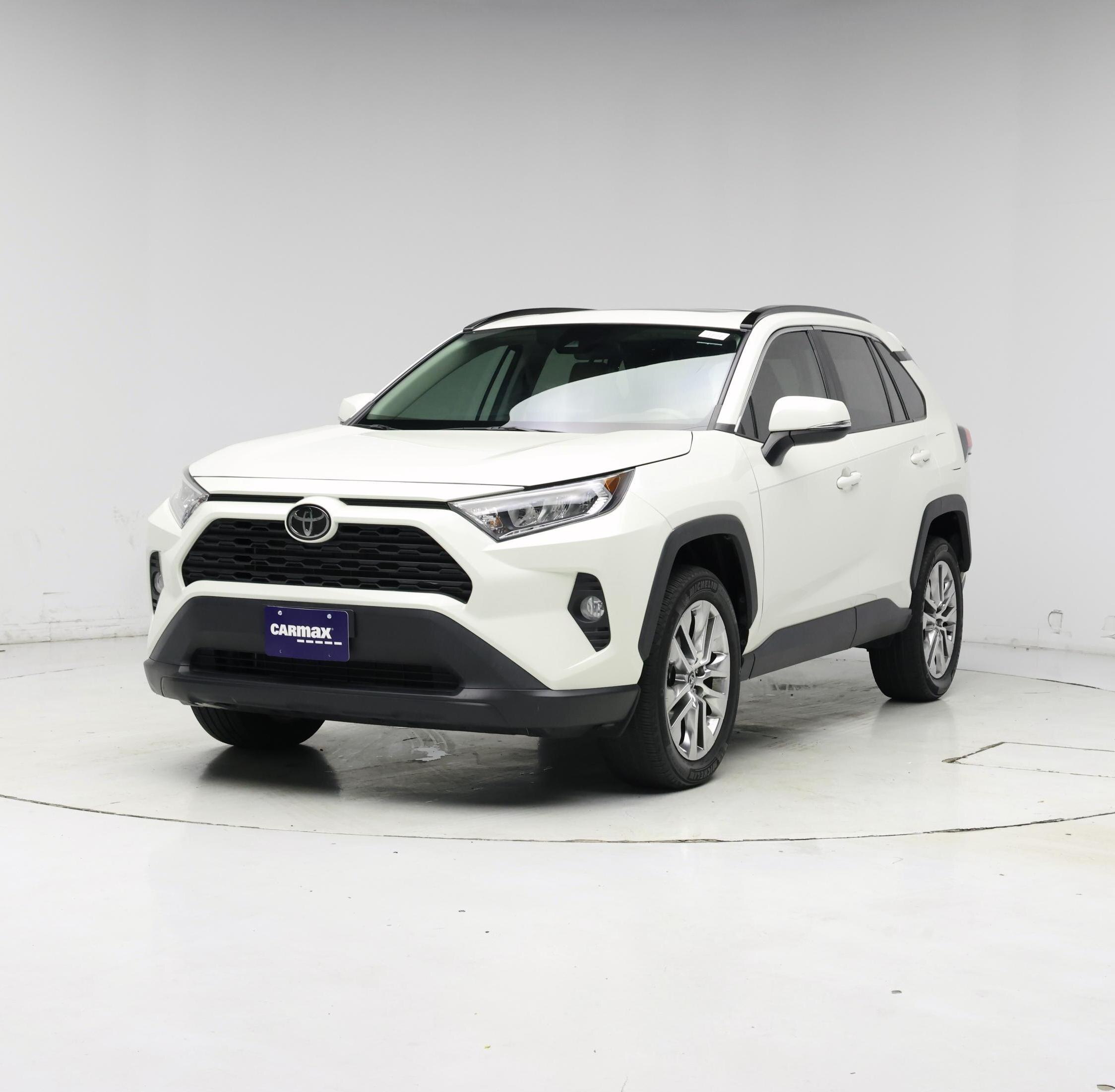 Thumbnail: 2021 Toyota RAV4 - 4