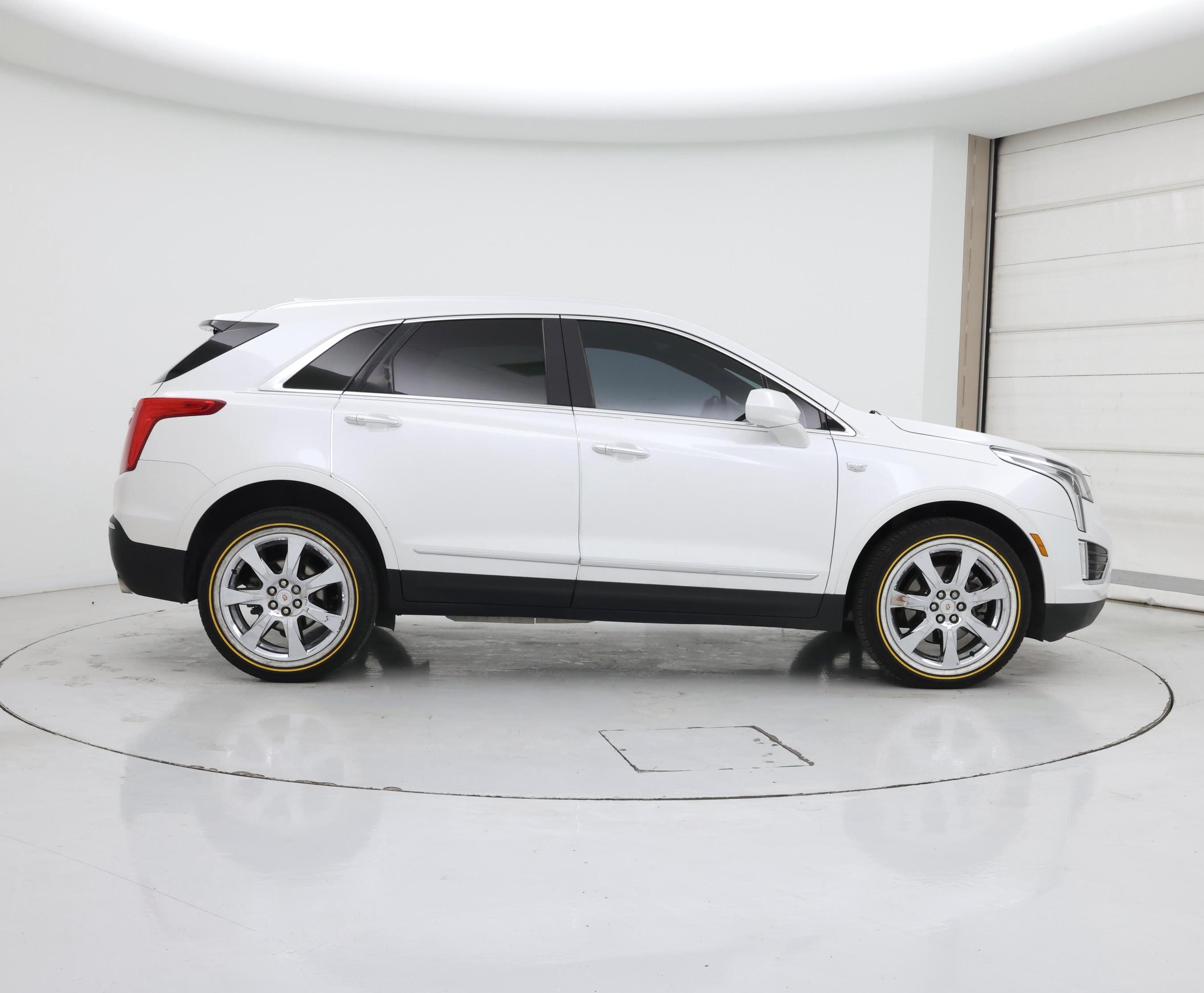 Thumbnail: 2017 Cadillac XT5 - 7