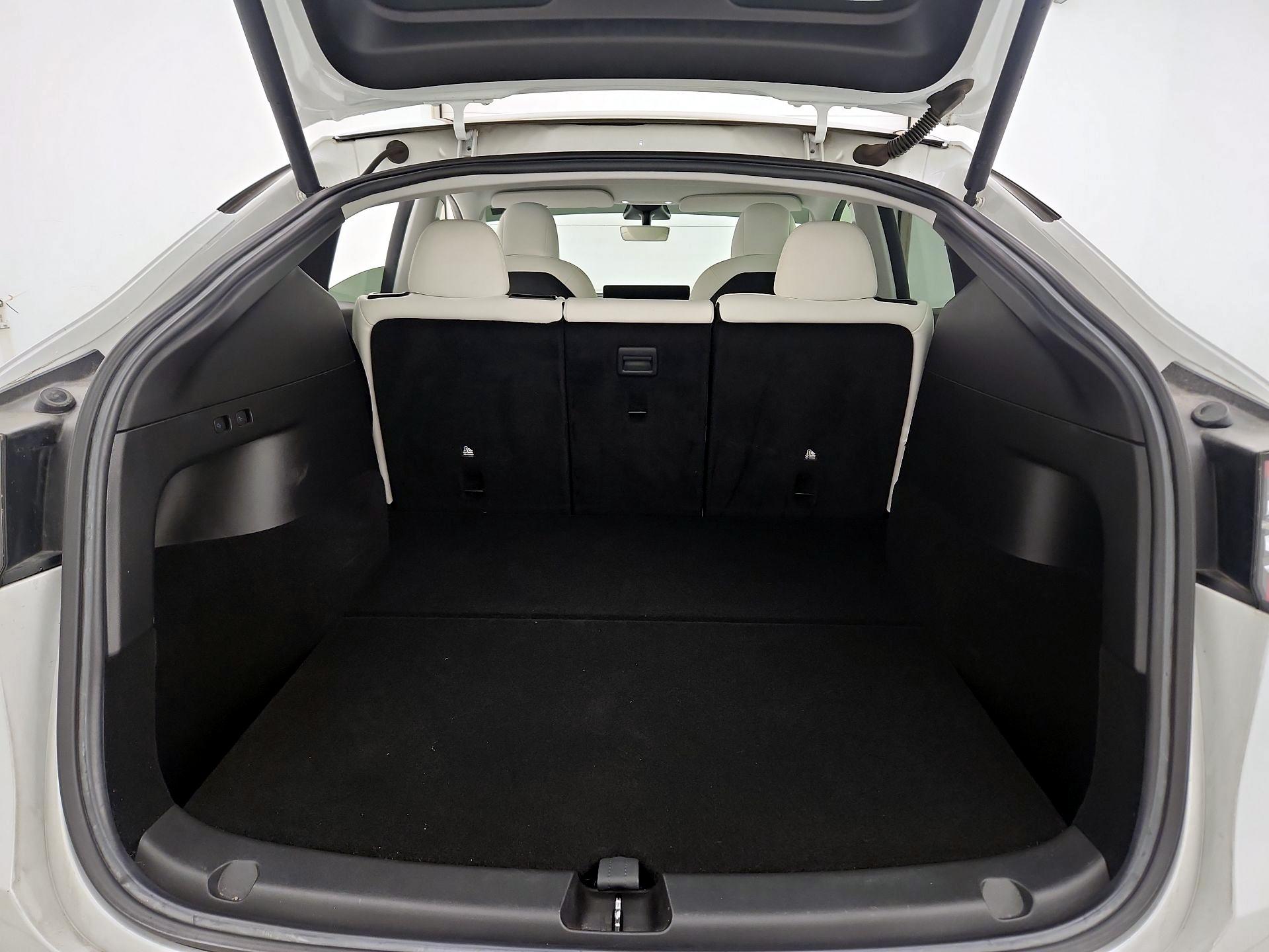 Thumbnail: 2021 Tesla Model Y - 20