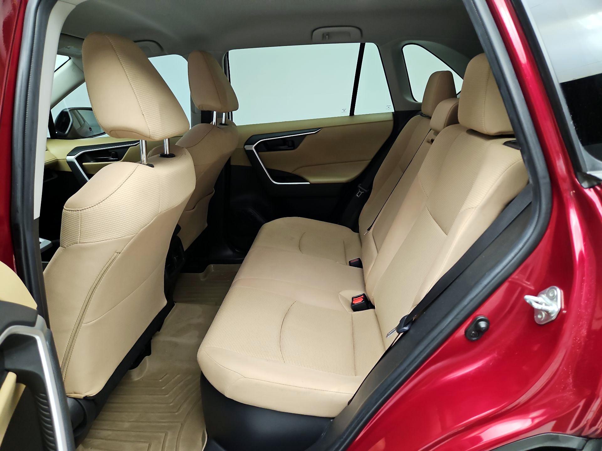 Thumbnail: 2023 Toyota RAV4 - 19