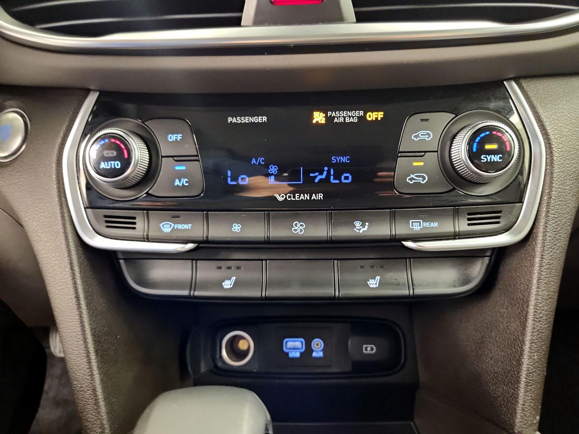 Thumbnail: 2019 Hyundai Santa Fe - 16