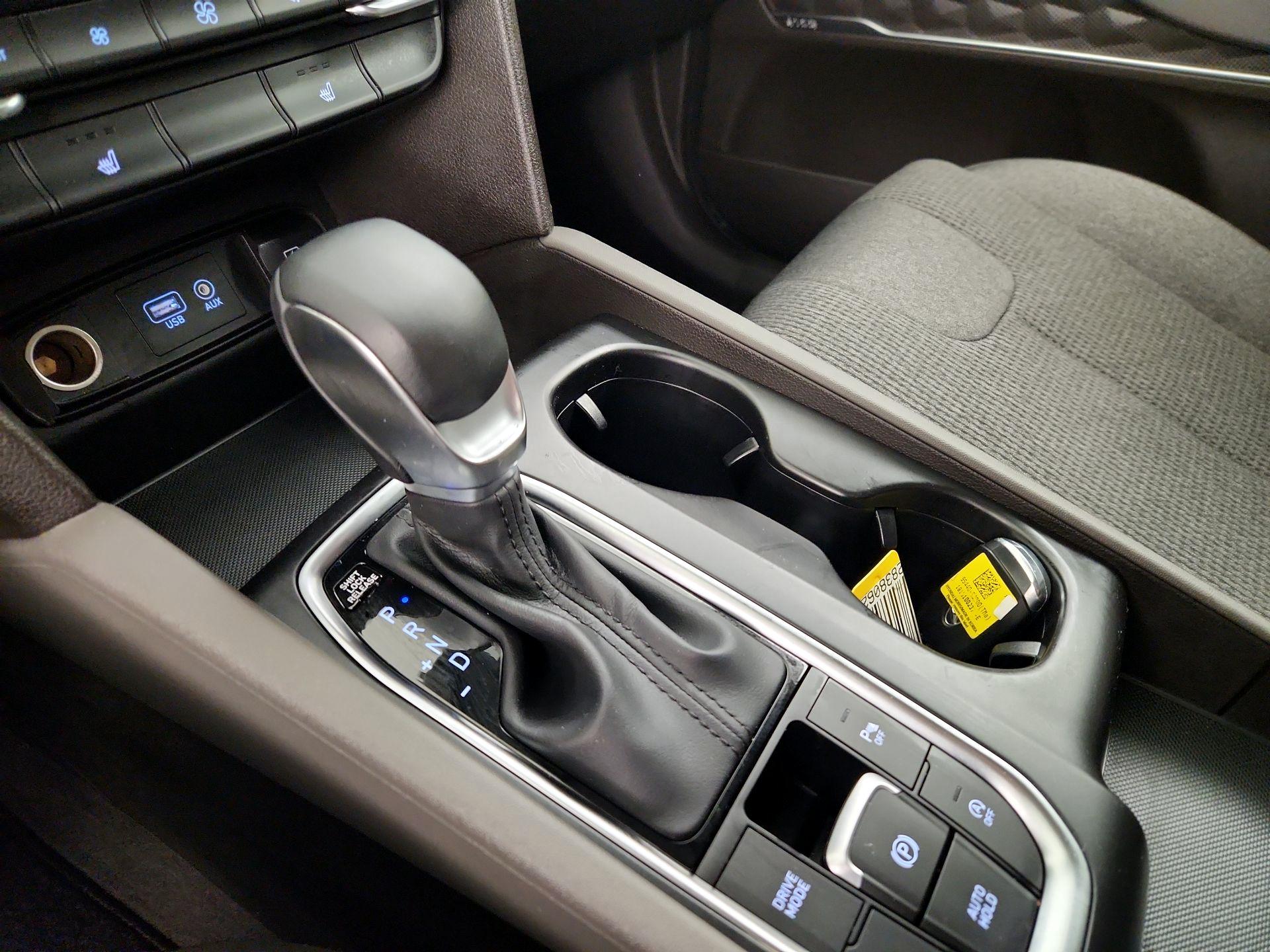 Thumbnail: 2019 Hyundai Santa Fe - 17