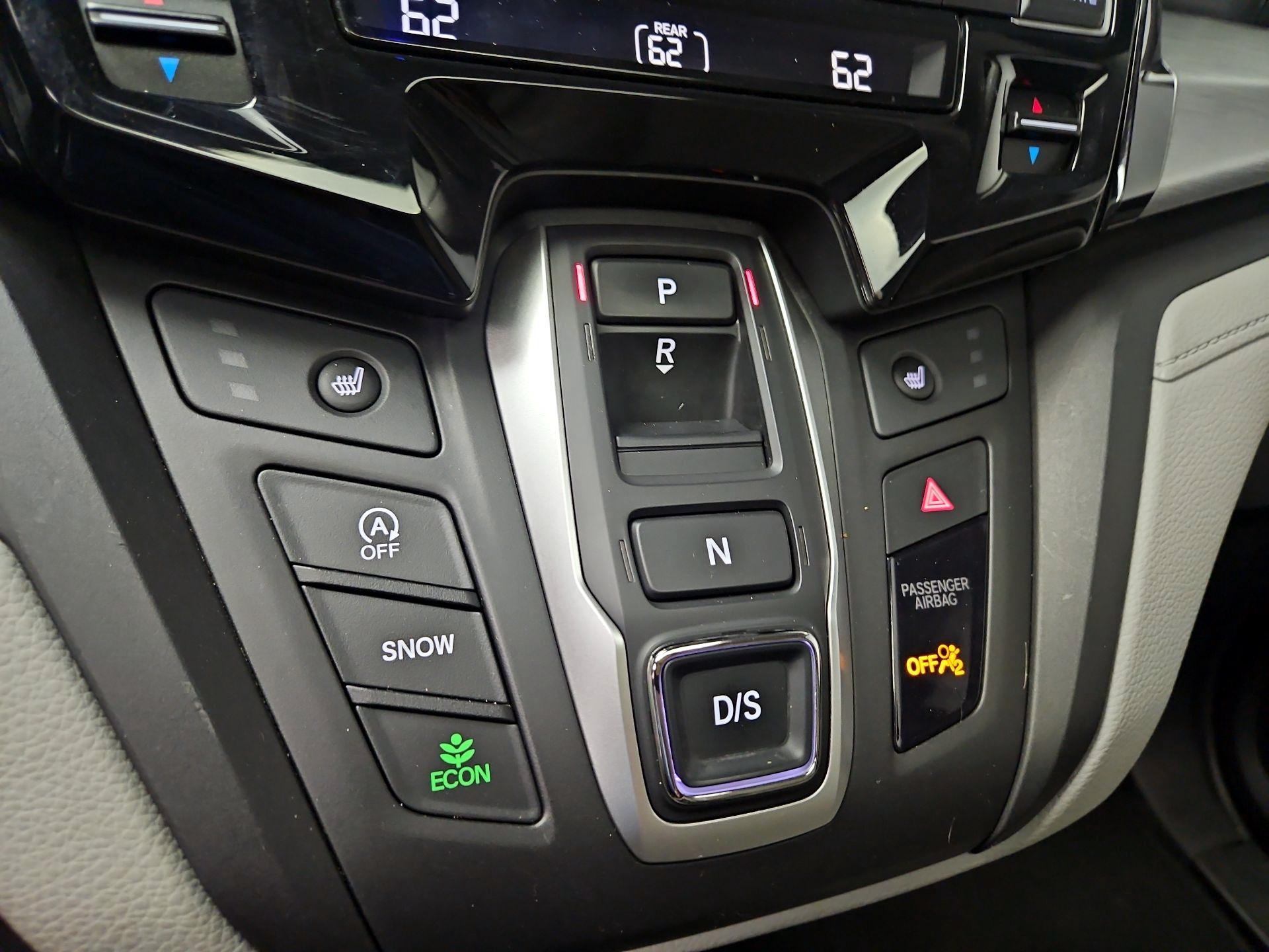 Thumbnail: 2020 Honda Odyssey - 17