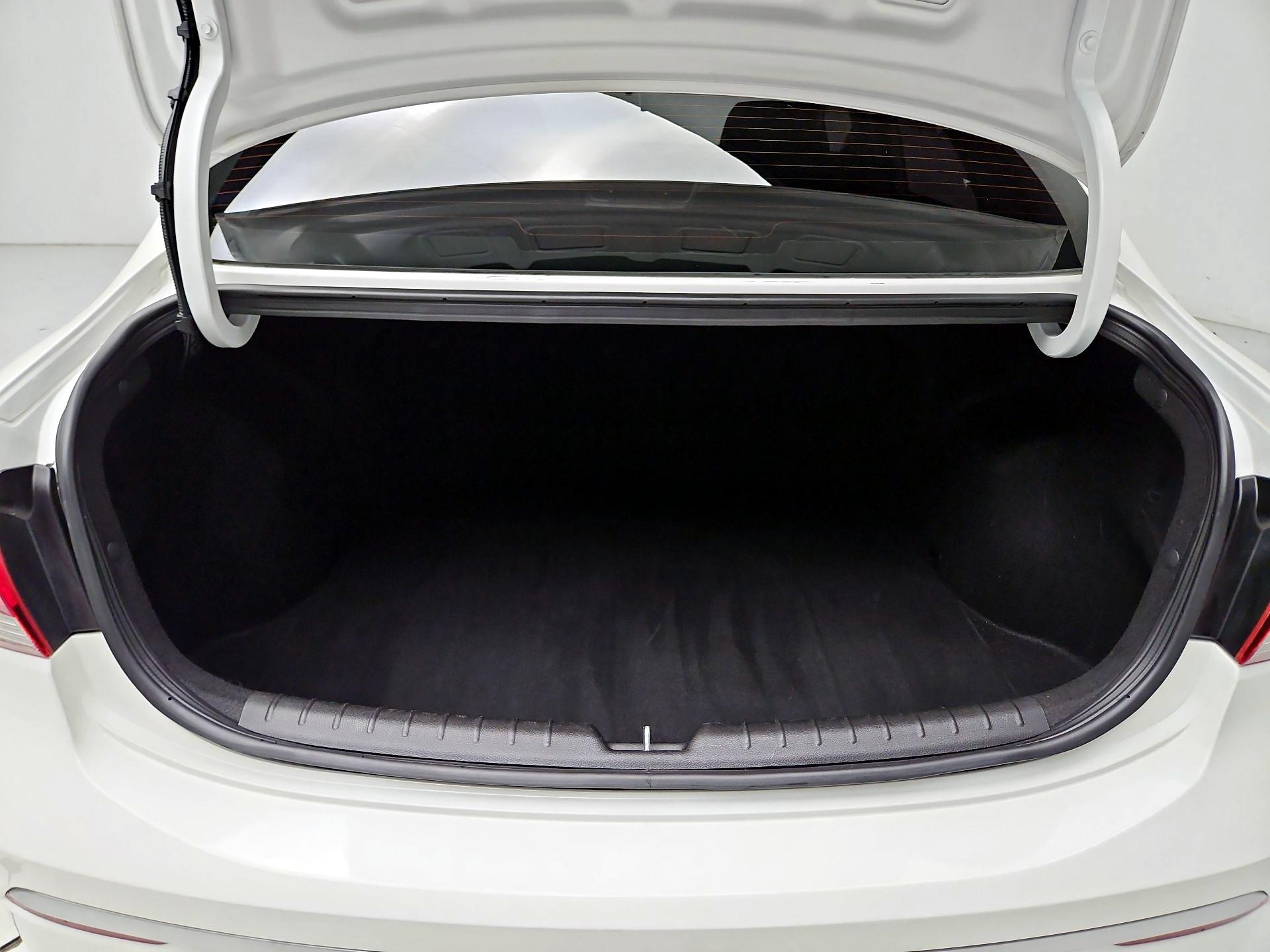 Thumbnail: 2022 Kia Rio - 20