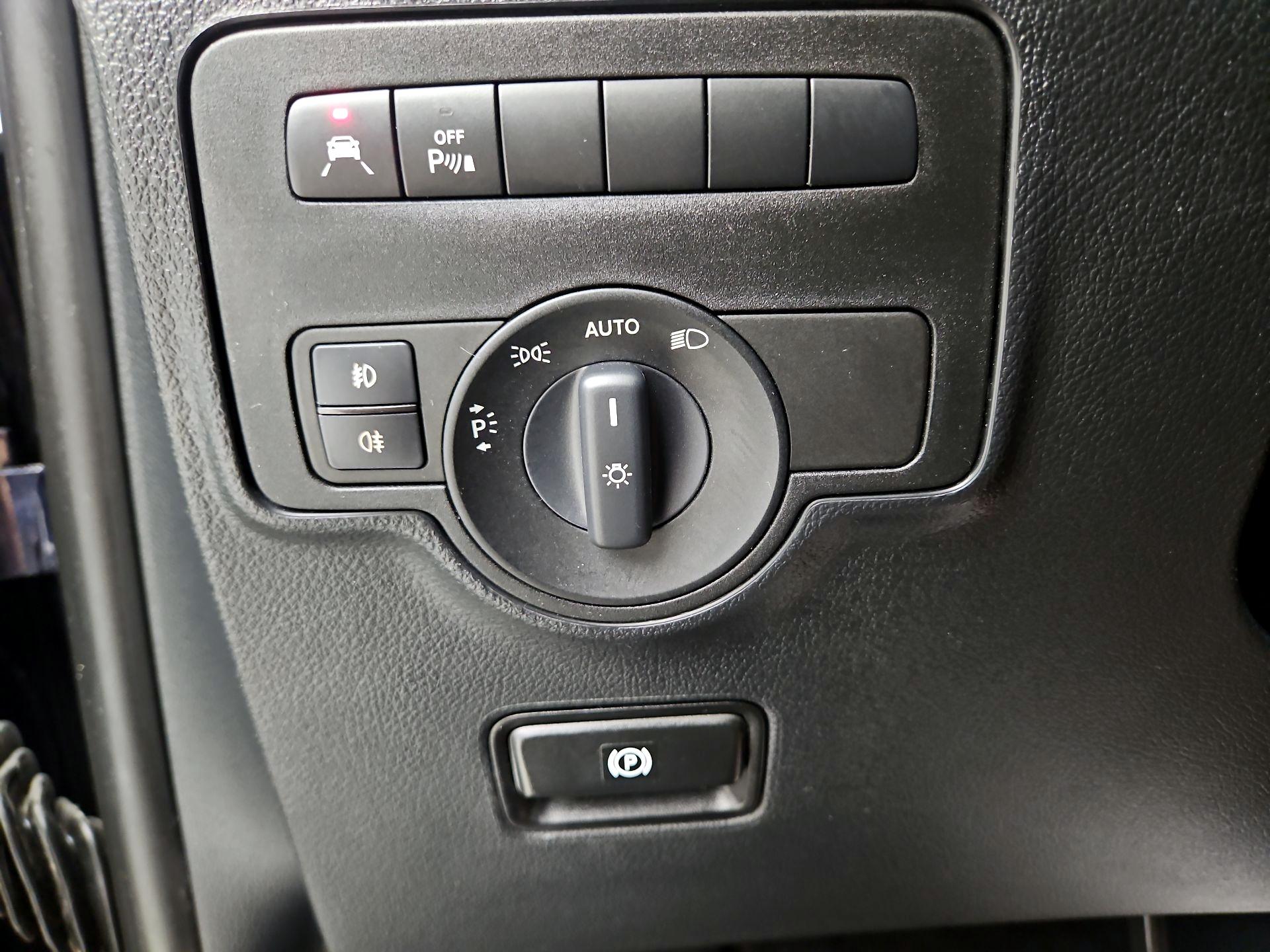 Thumbnail: 2019 Mercedes-Benz Metris - 13