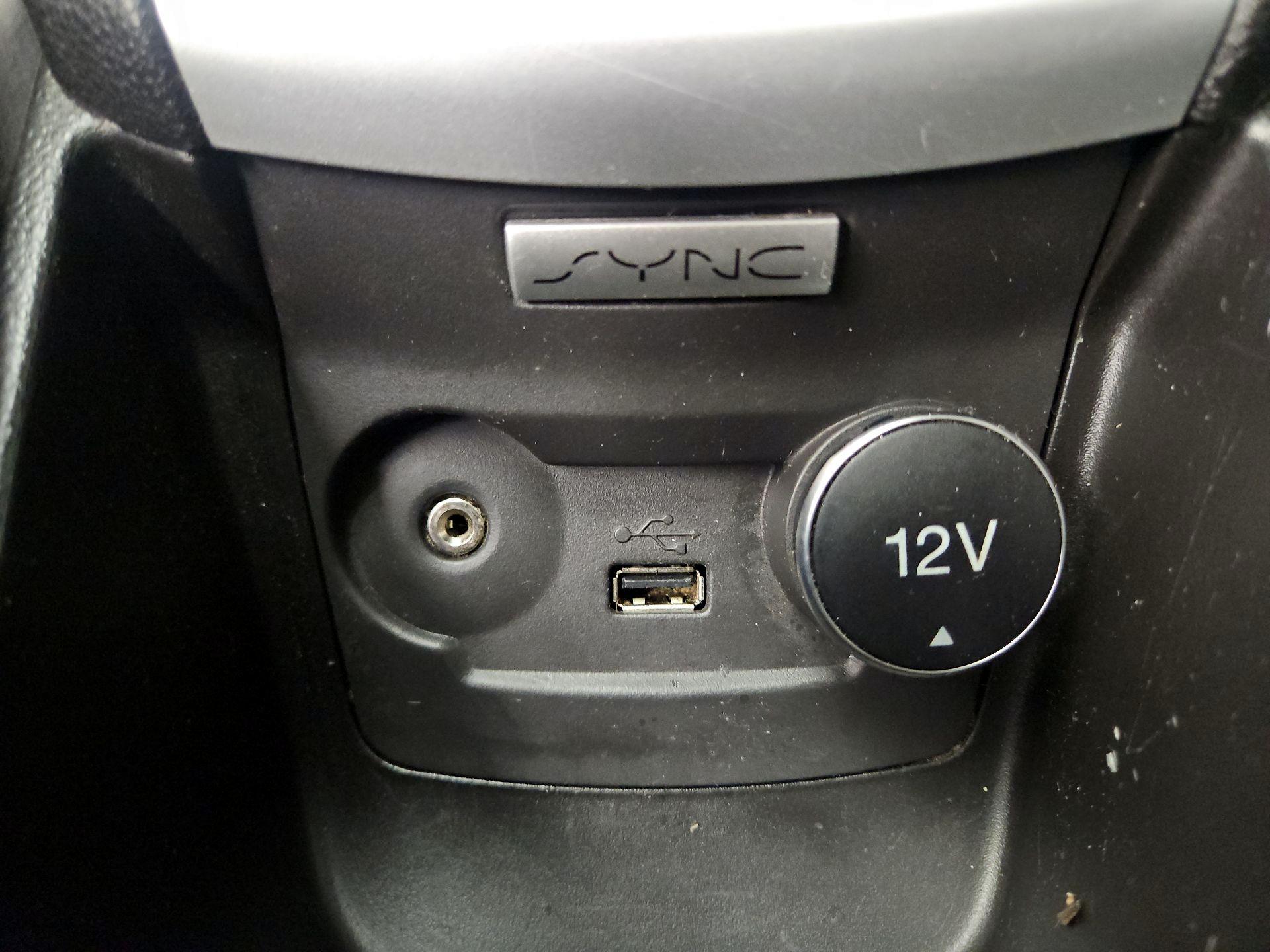 Thumbnail: 2019 Ford Fiesta - 18