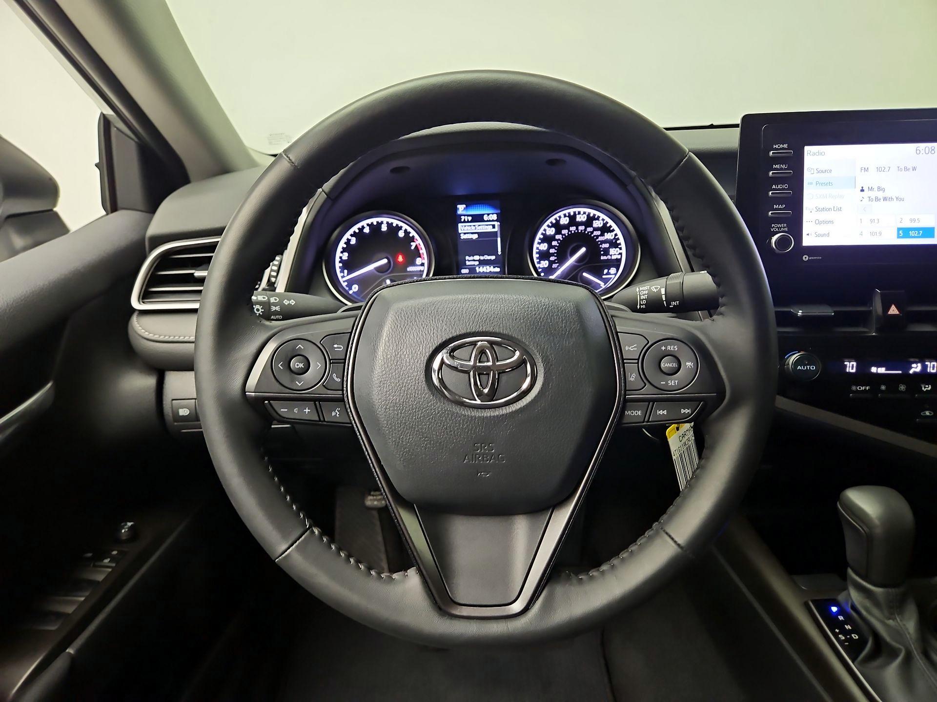 Thumbnail: 2024 Toyota Camry - 10