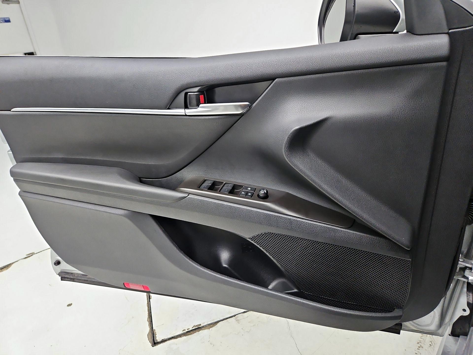 Thumbnail: 2024 Toyota Camry - 12