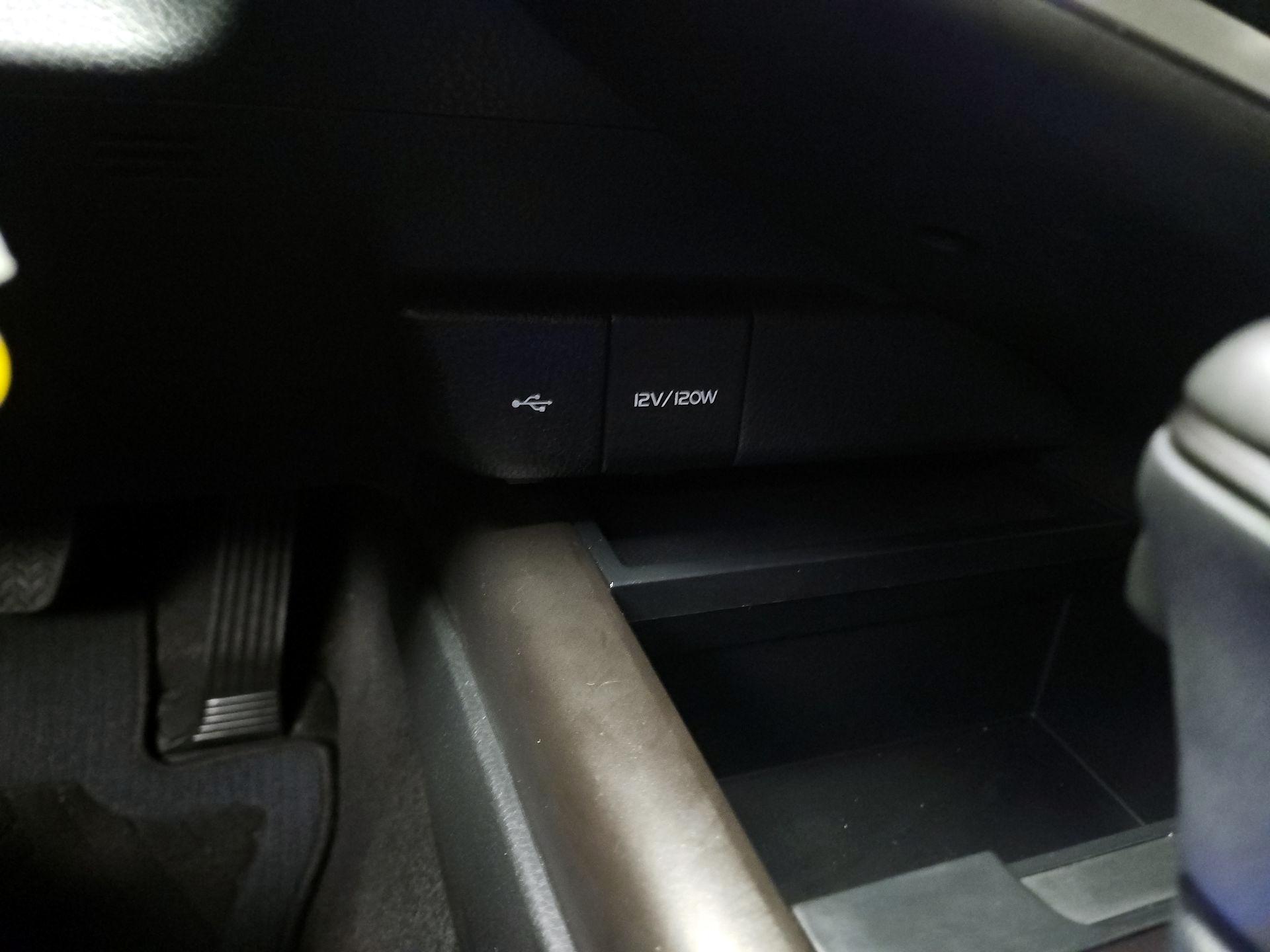 Thumbnail: 2024 Toyota Camry - 18