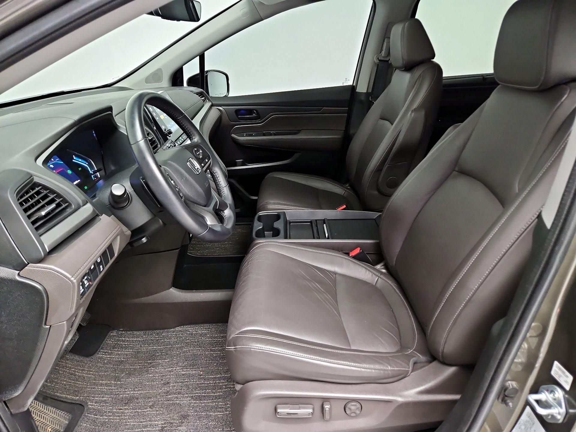 Thumbnail: 2023 Honda Odyssey - 11