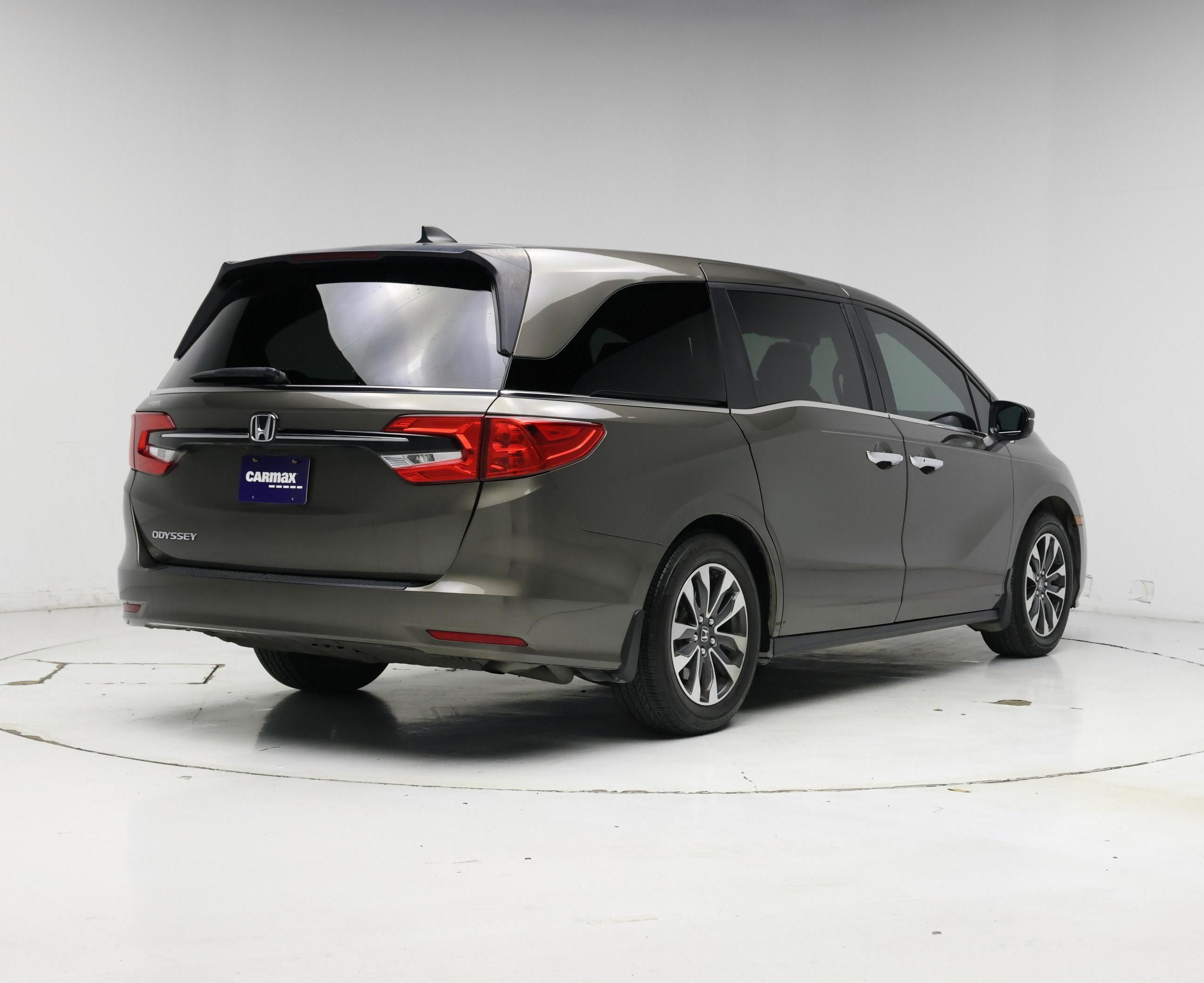 Thumbnail: 2023 Honda Odyssey - 8