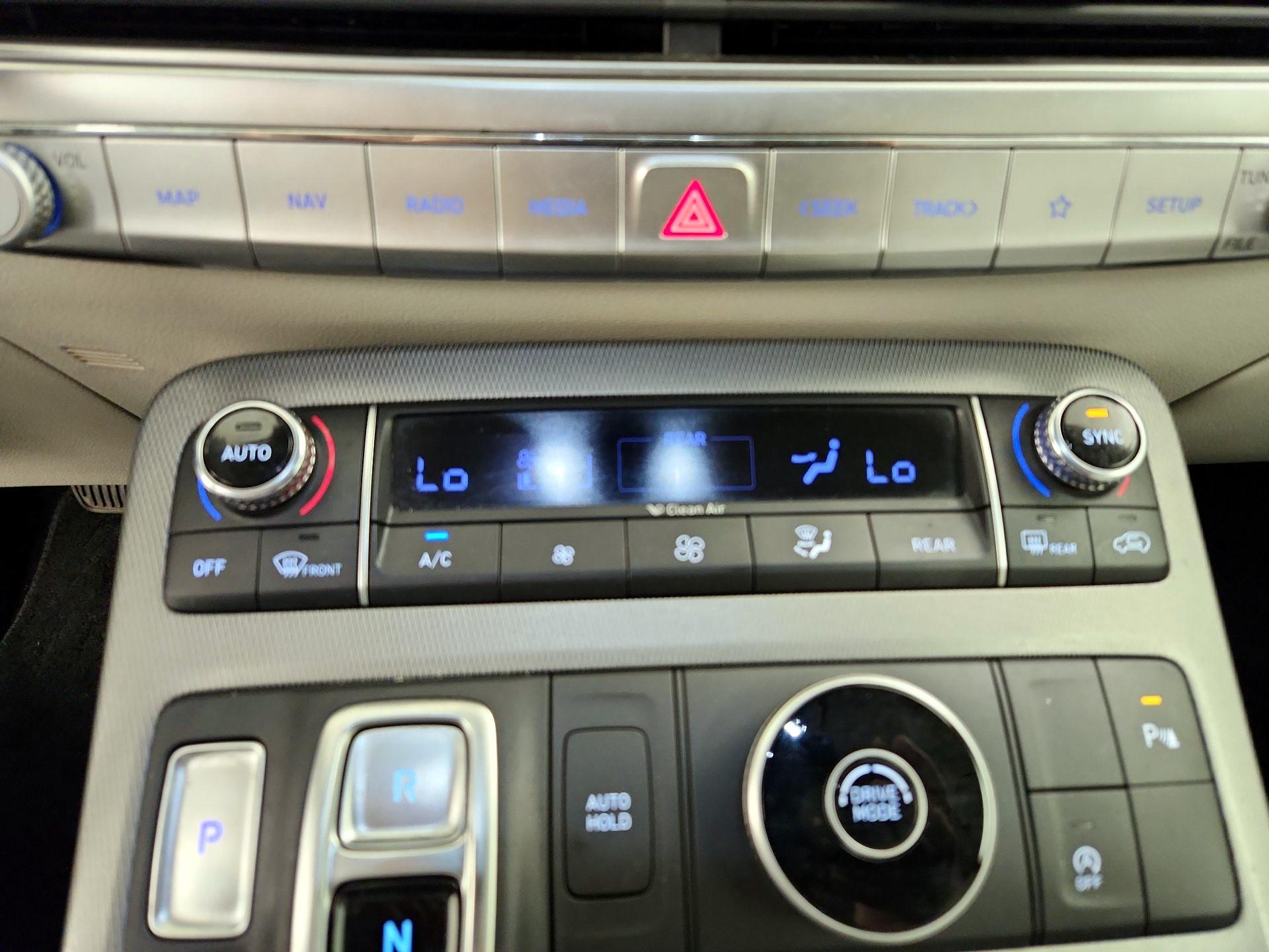 Thumbnail: 2021 Hyundai Palisade - 16