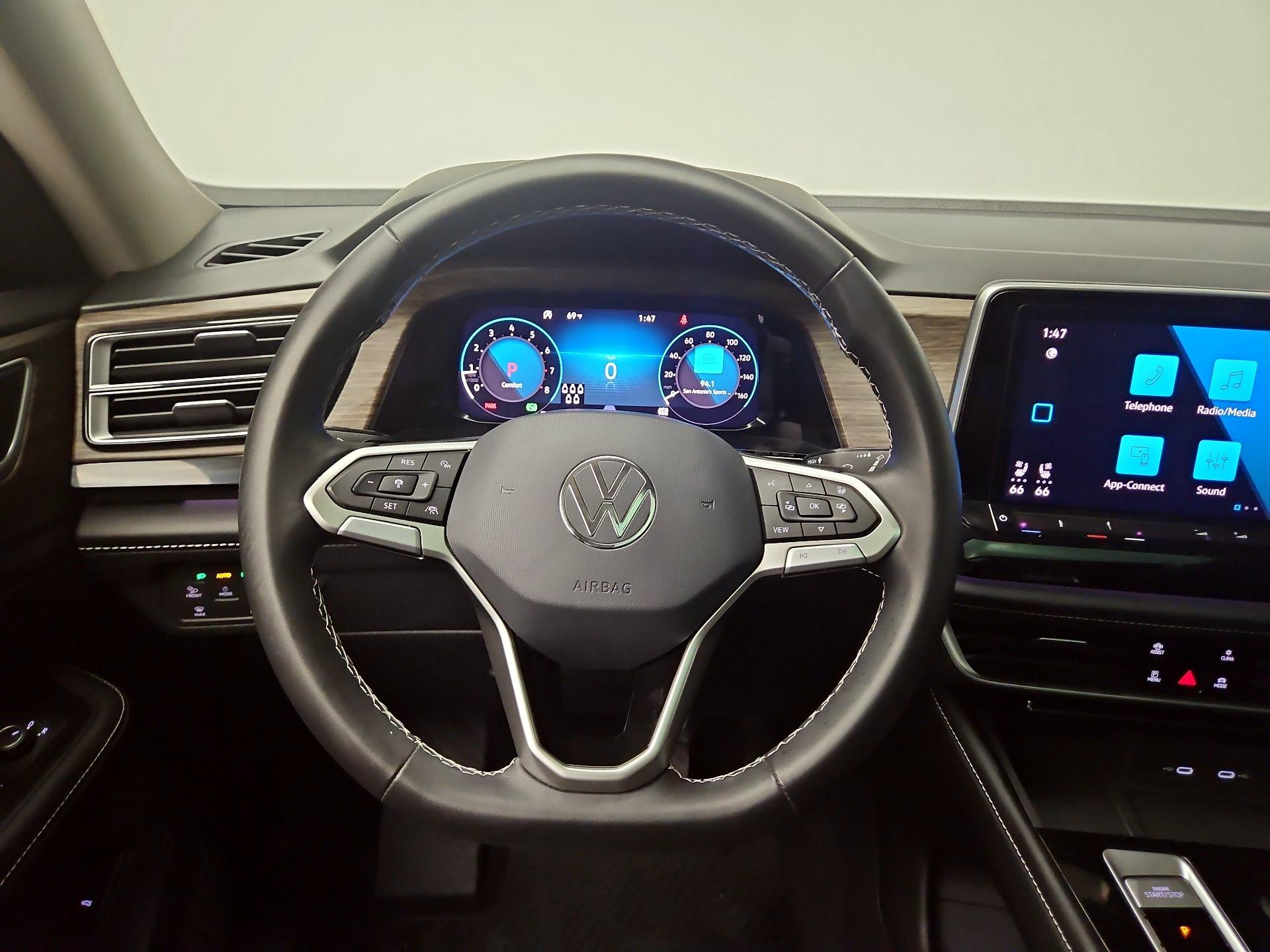 Thumbnail: 2024 Volkswagen Atlas - 10