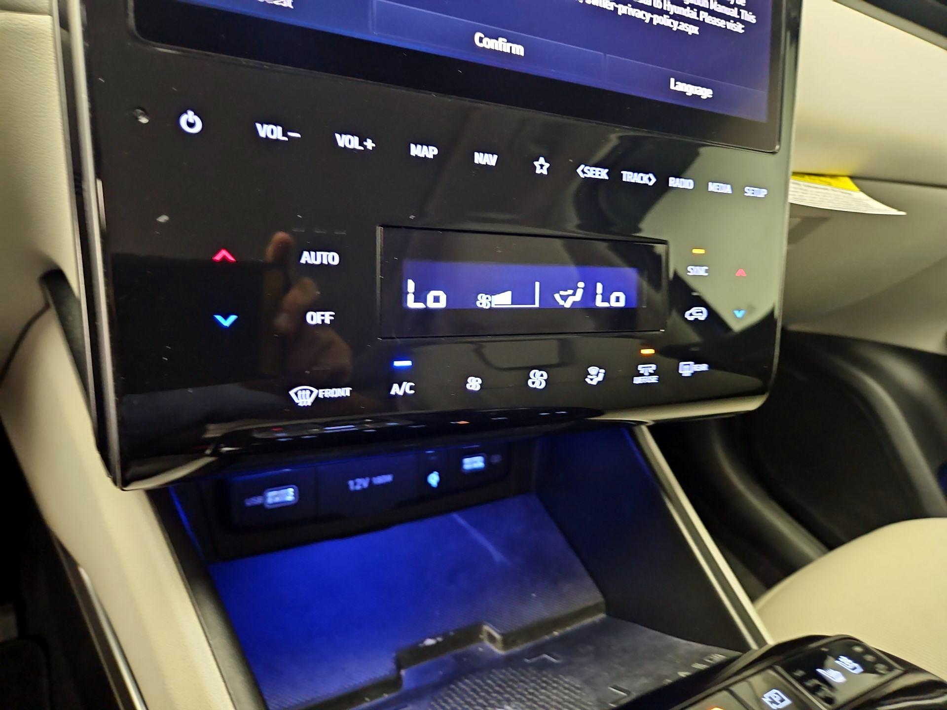 Thumbnail: 2022 Hyundai Tucson - 17