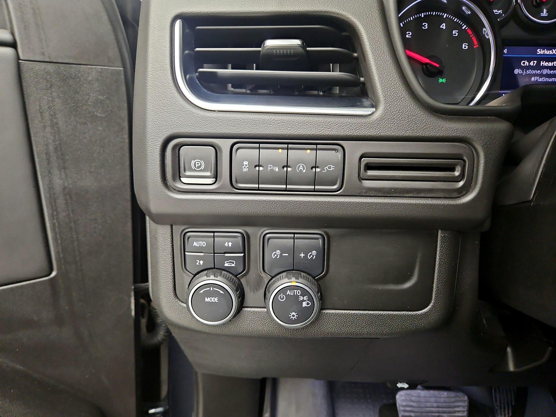 Thumbnail: 2021 Chevrolet Tahoe - 13