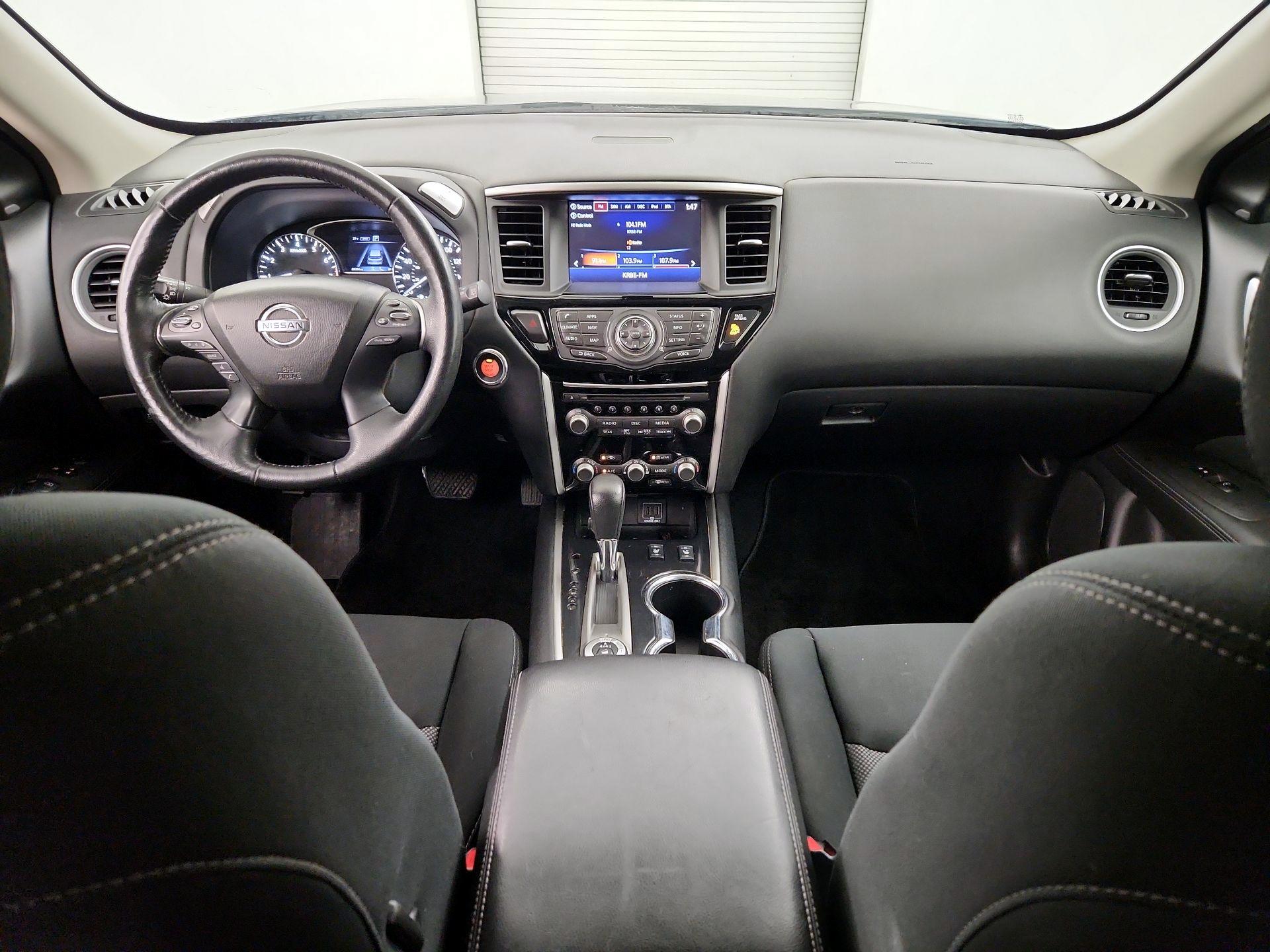 Thumbnail: 2018 Nissan Pathfinder - 9