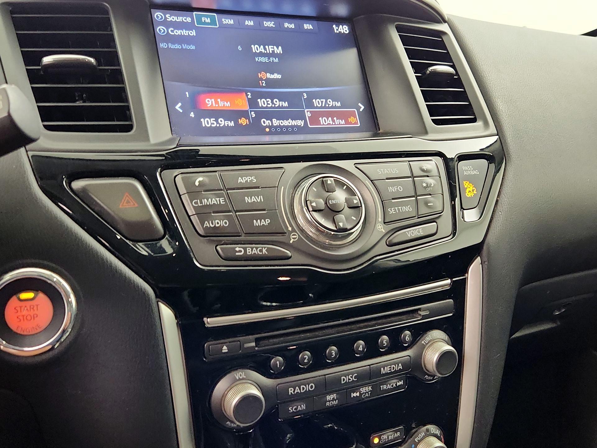 Thumbnail: 2018 Nissan Pathfinder - 16