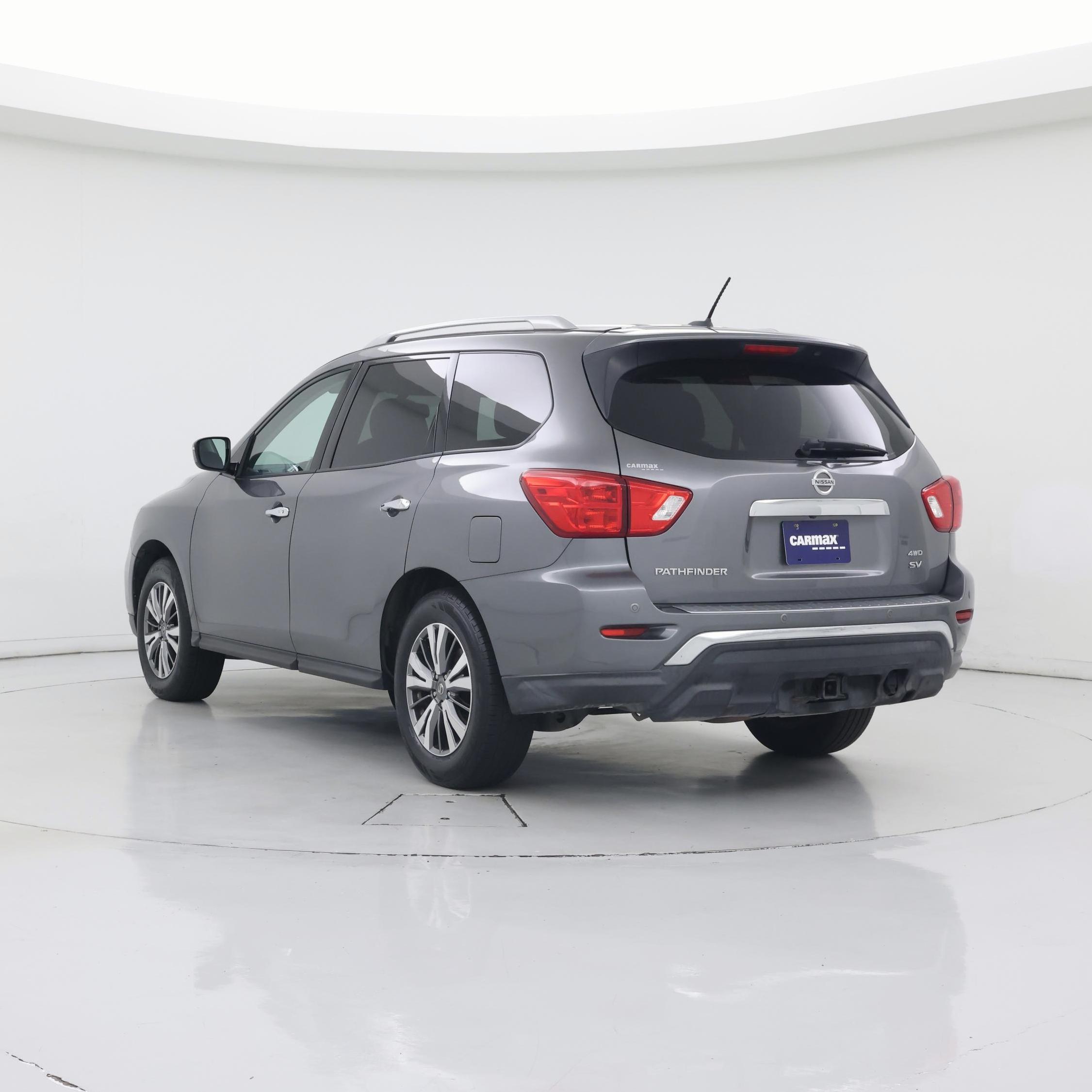 Thumbnail: 2018 Nissan Pathfinder - 2