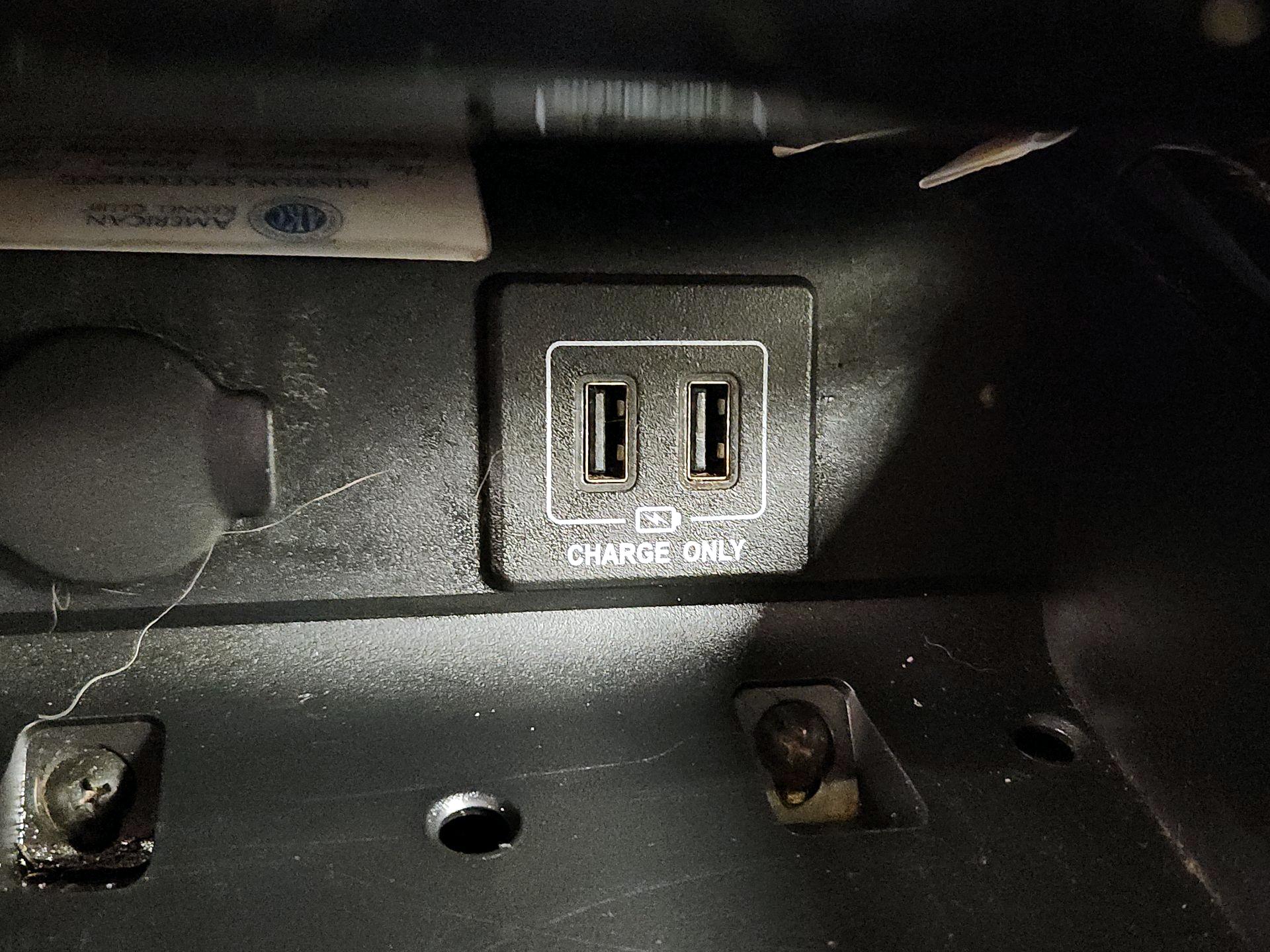 Thumbnail: 2018 Nissan Pathfinder - 19