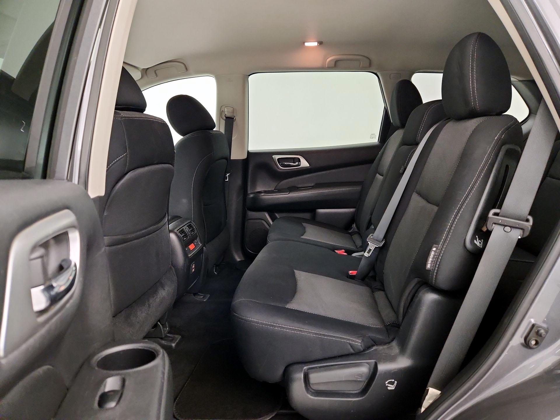 Thumbnail: 2018 Nissan Pathfinder - 20