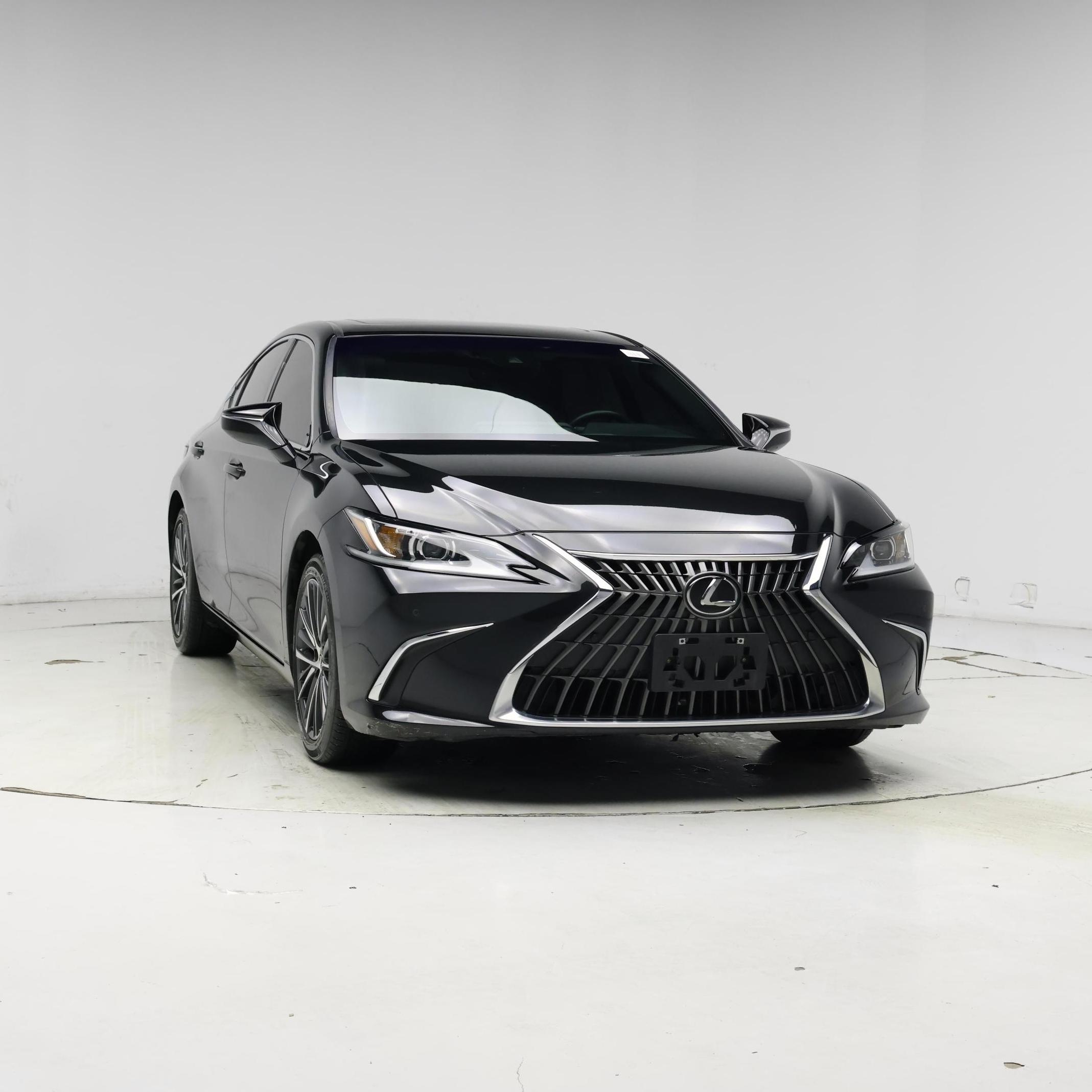 Thumbnail: 2022 Lexus ES - 5