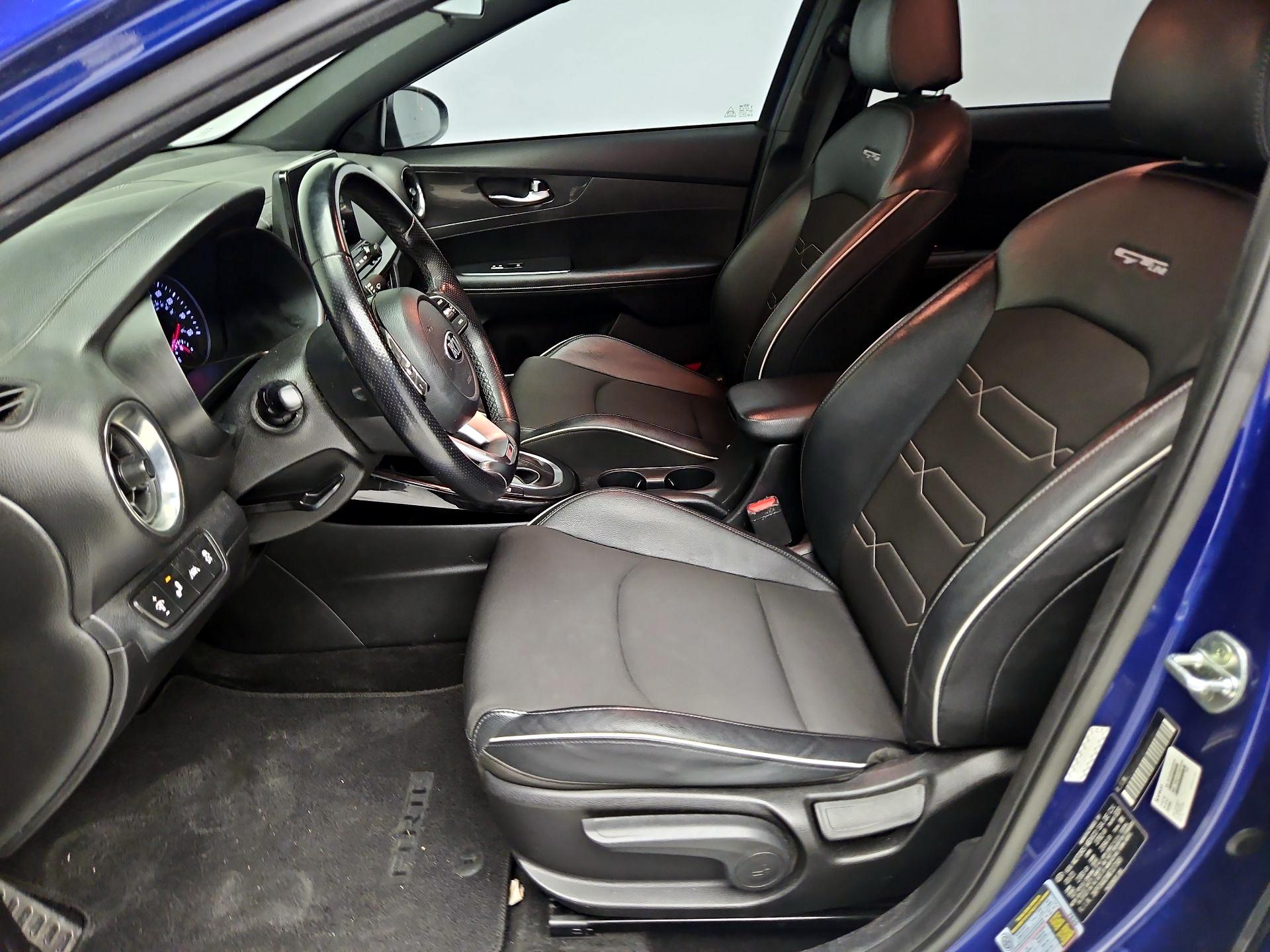 Thumbnail: 2021 Kia Forte - 11