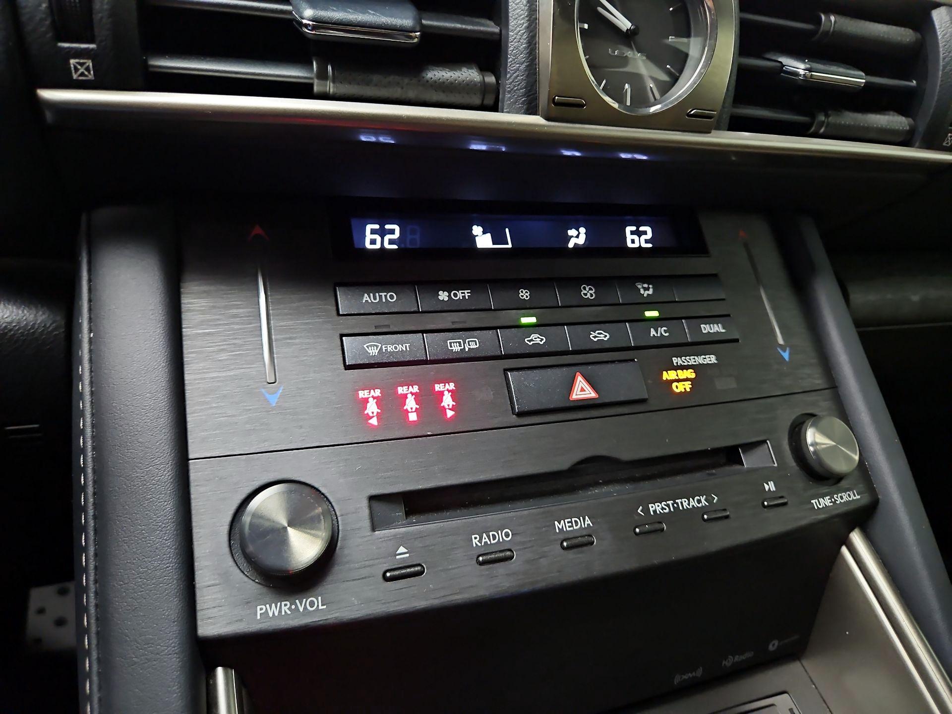 Thumbnail: 2020 Lexus IS - 16