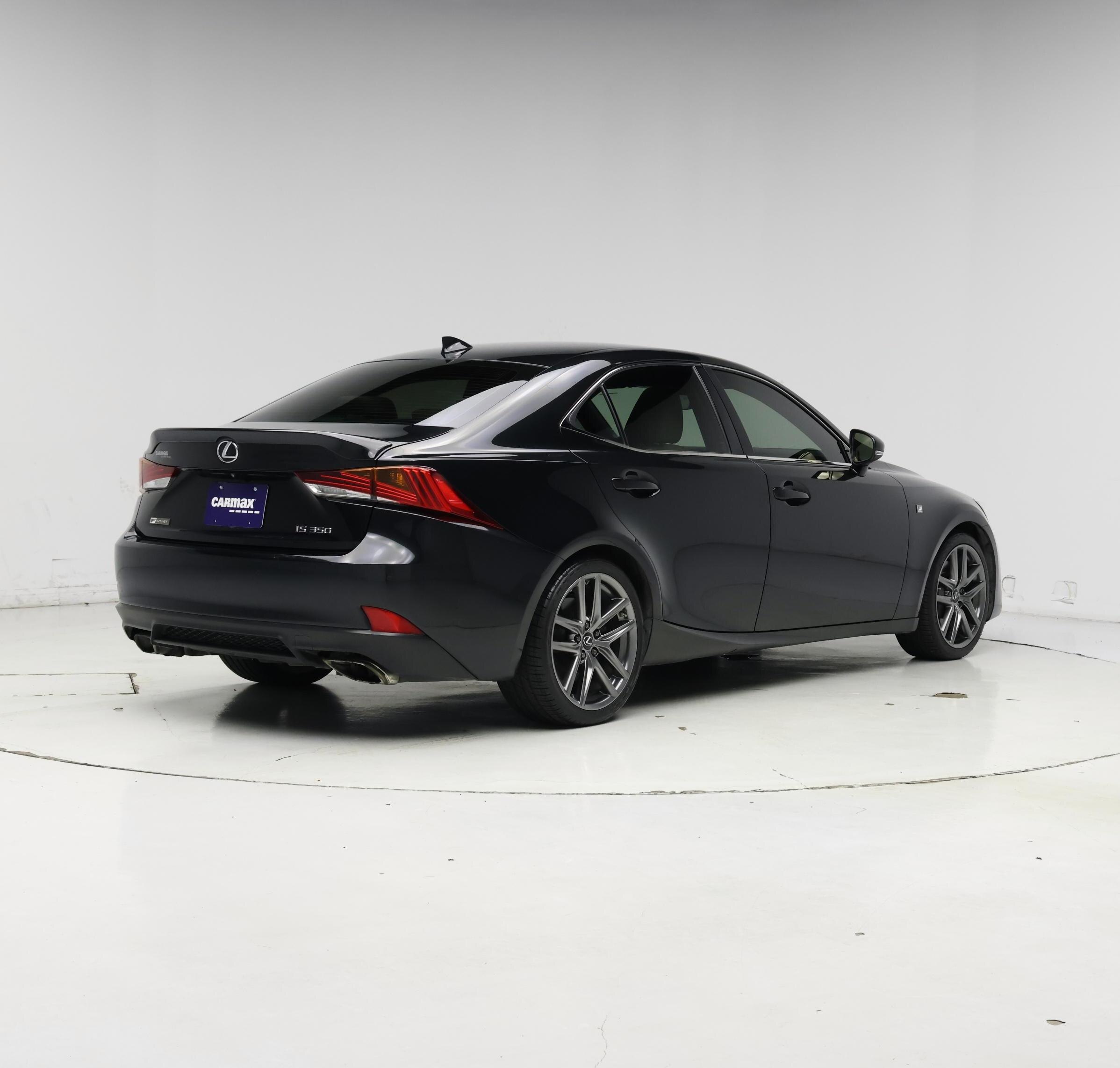 Thumbnail: 2020 Lexus IS - 8