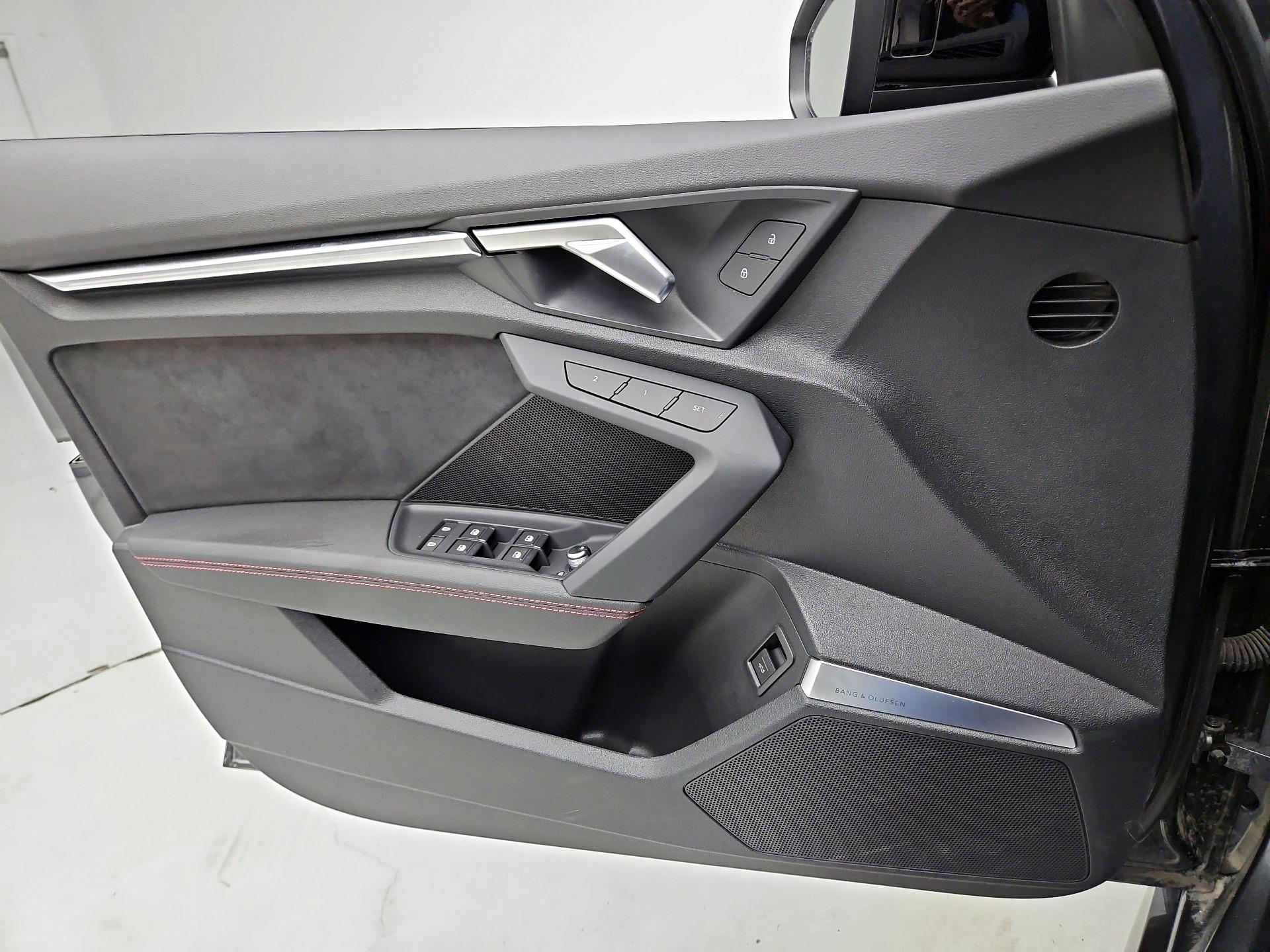 Thumbnail: 2023 Audi RS 3 - 12