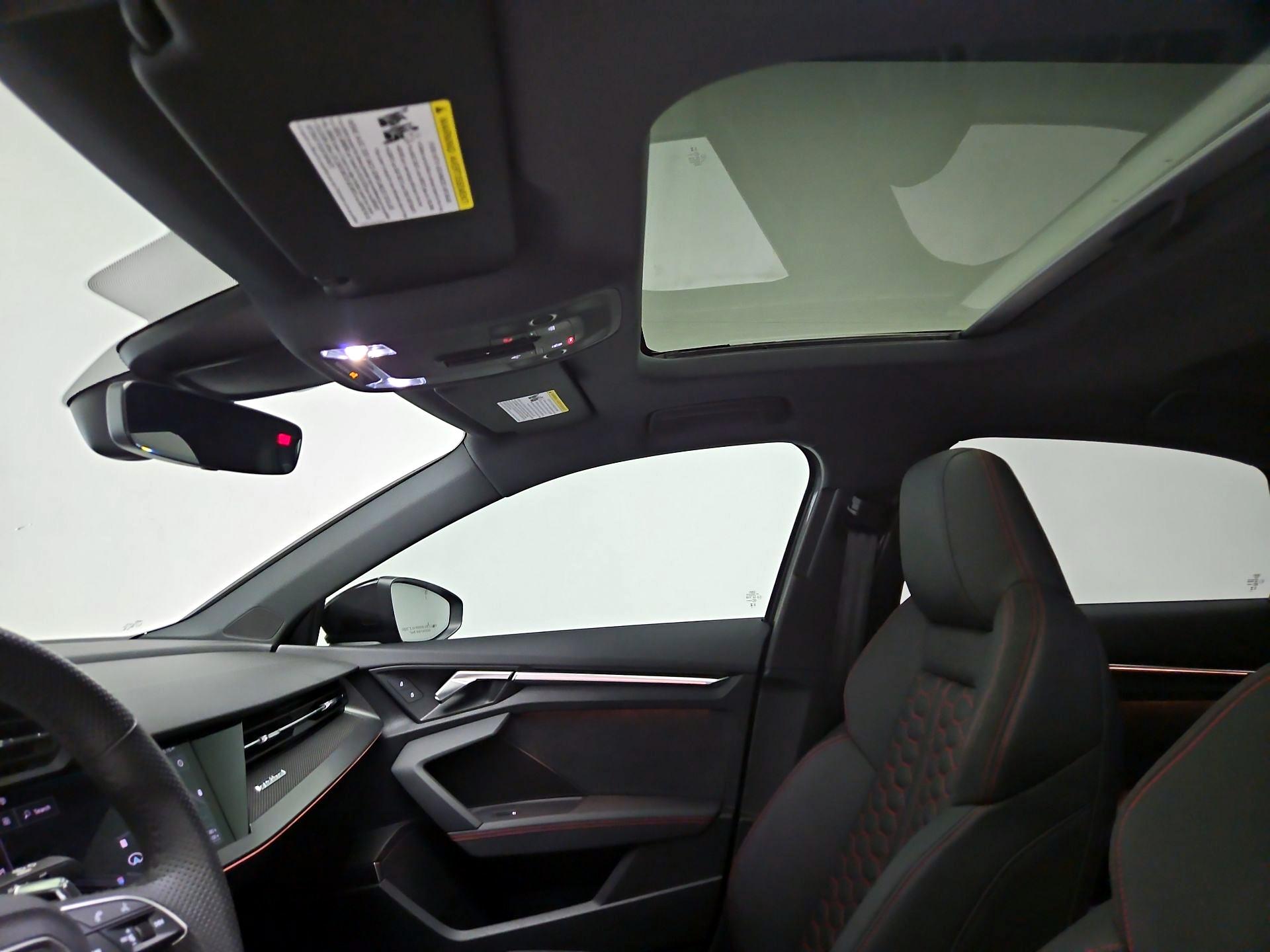 Thumbnail: 2023 Audi RS 3 - 20