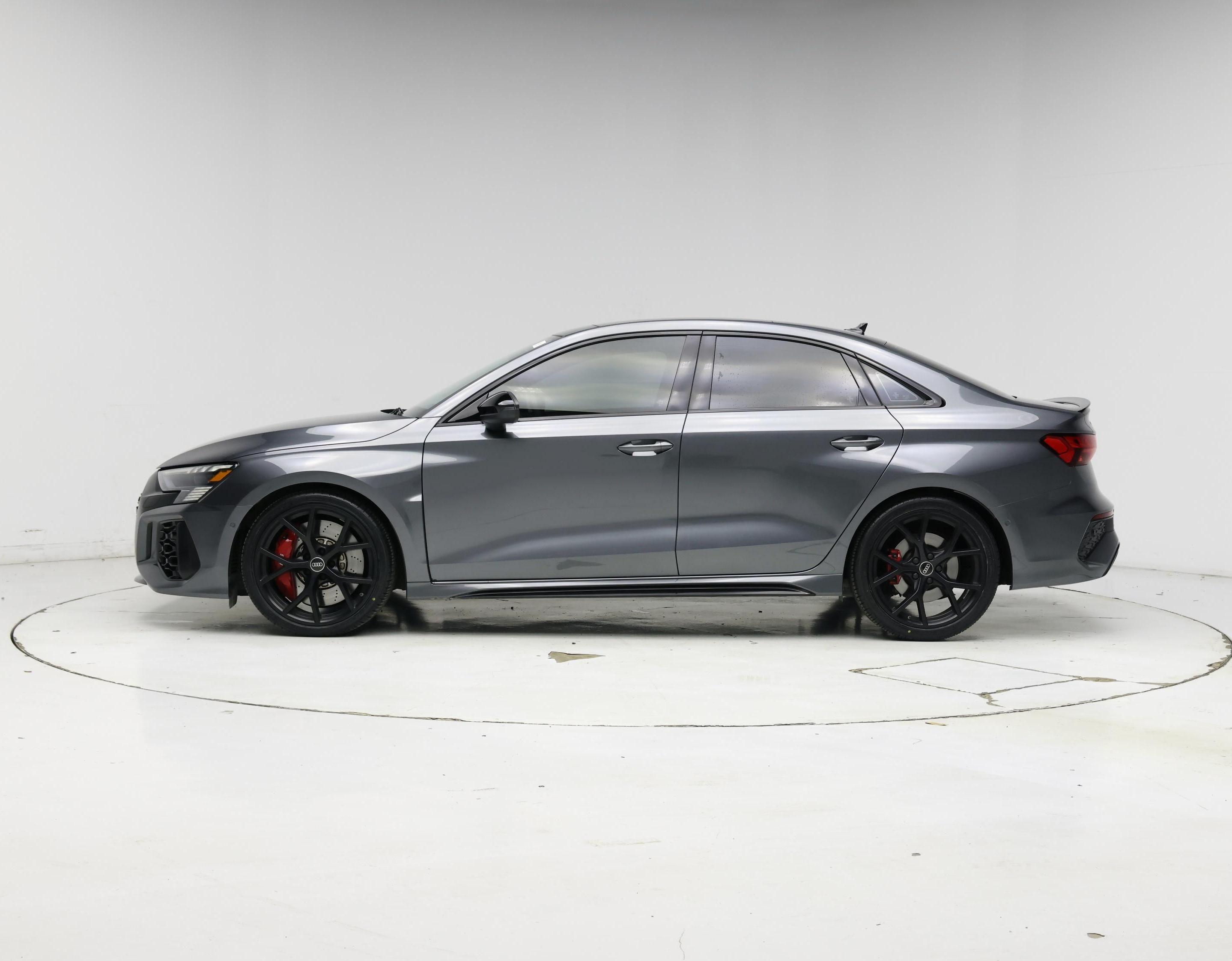 Thumbnail: 2023 Audi RS 3 - 3