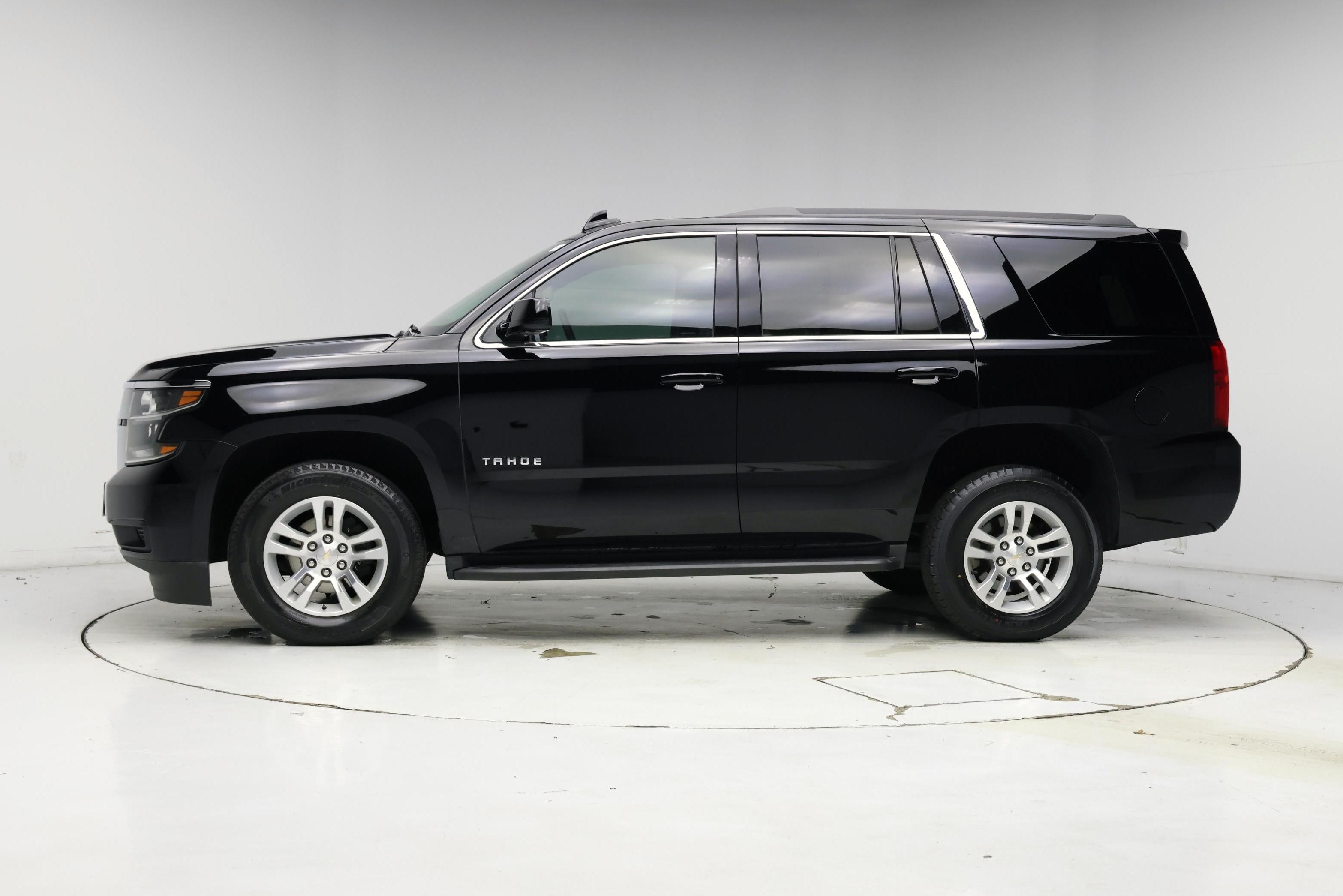 Thumbnail: 2020 Chevrolet Tahoe - 3