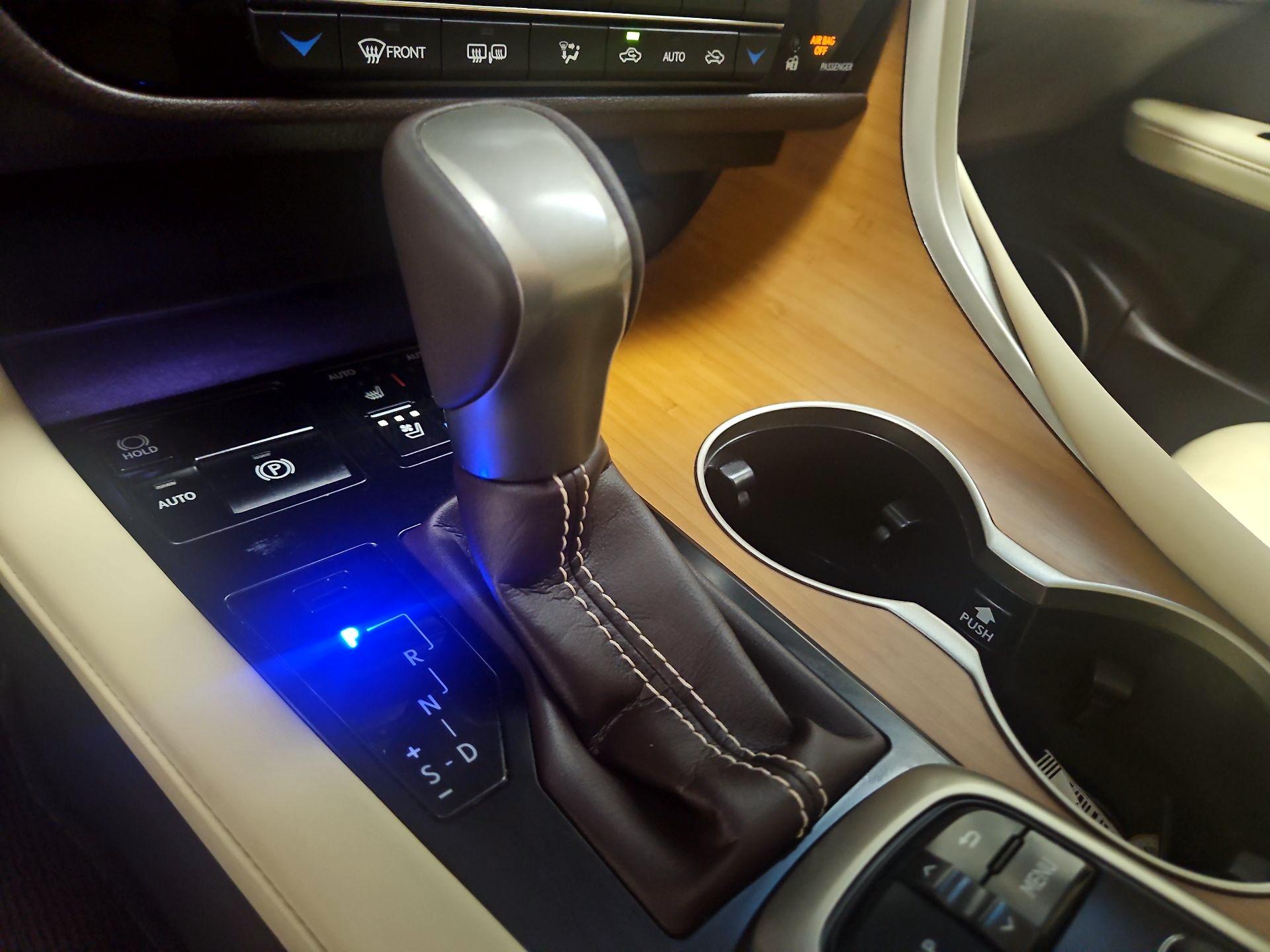 Thumbnail: 2019 Lexus RX - 18