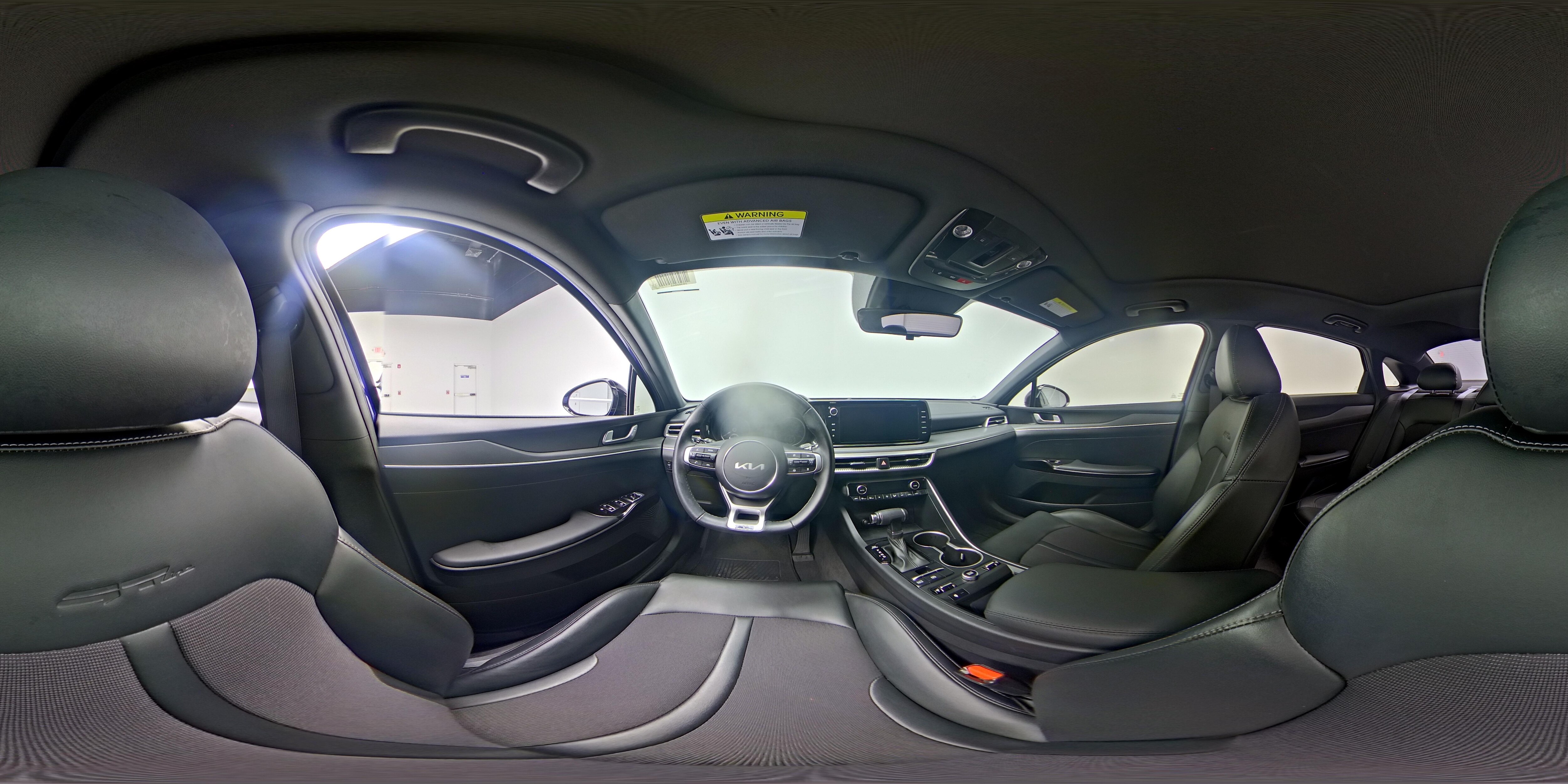 2024 Kia K5 GT-Line - Photo 28