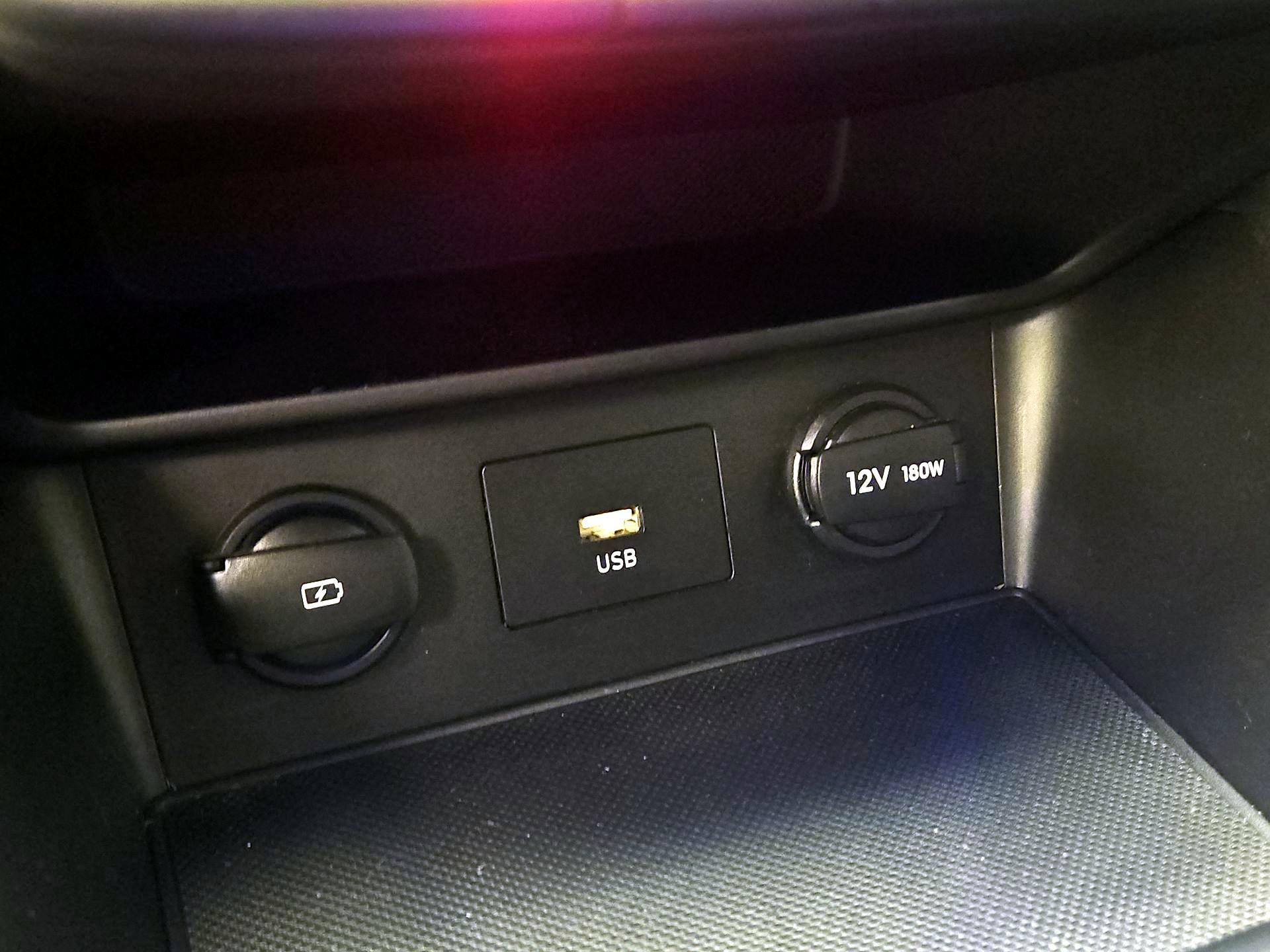 Thumbnail: 2022 Hyundai Kona - 18