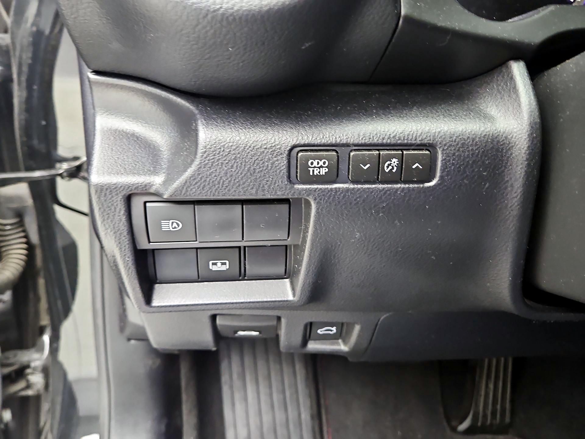 Thumbnail: 2022 Lexus IS - 13