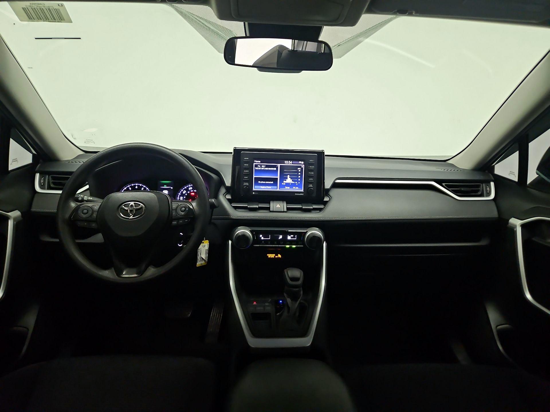 Thumbnail: 2021 Toyota RAV4 - 9