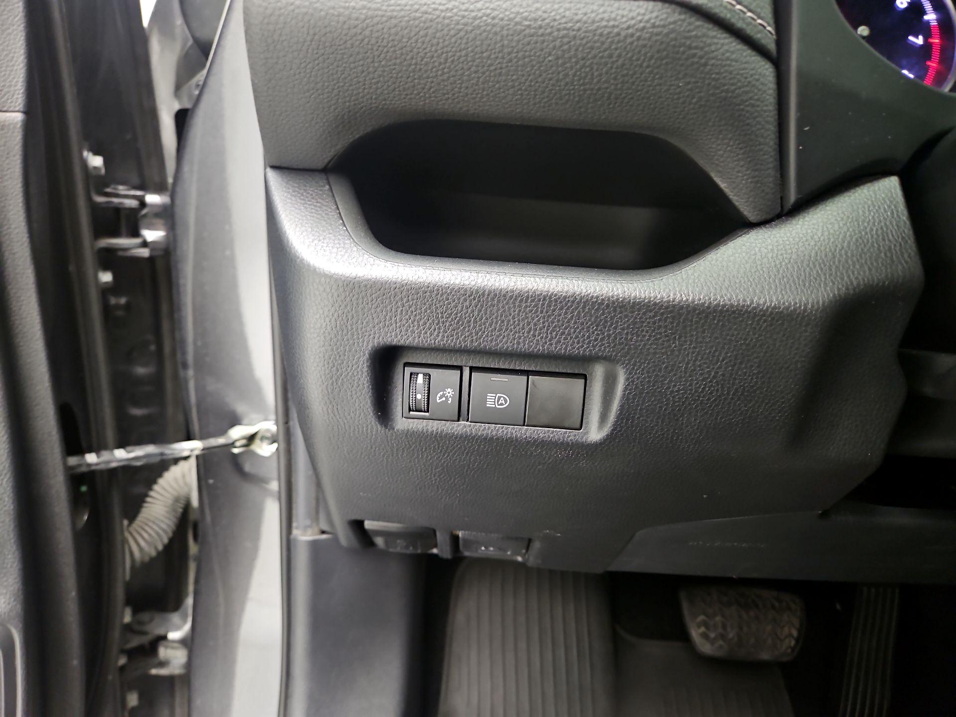 Thumbnail: 2021 Toyota RAV4 - 13