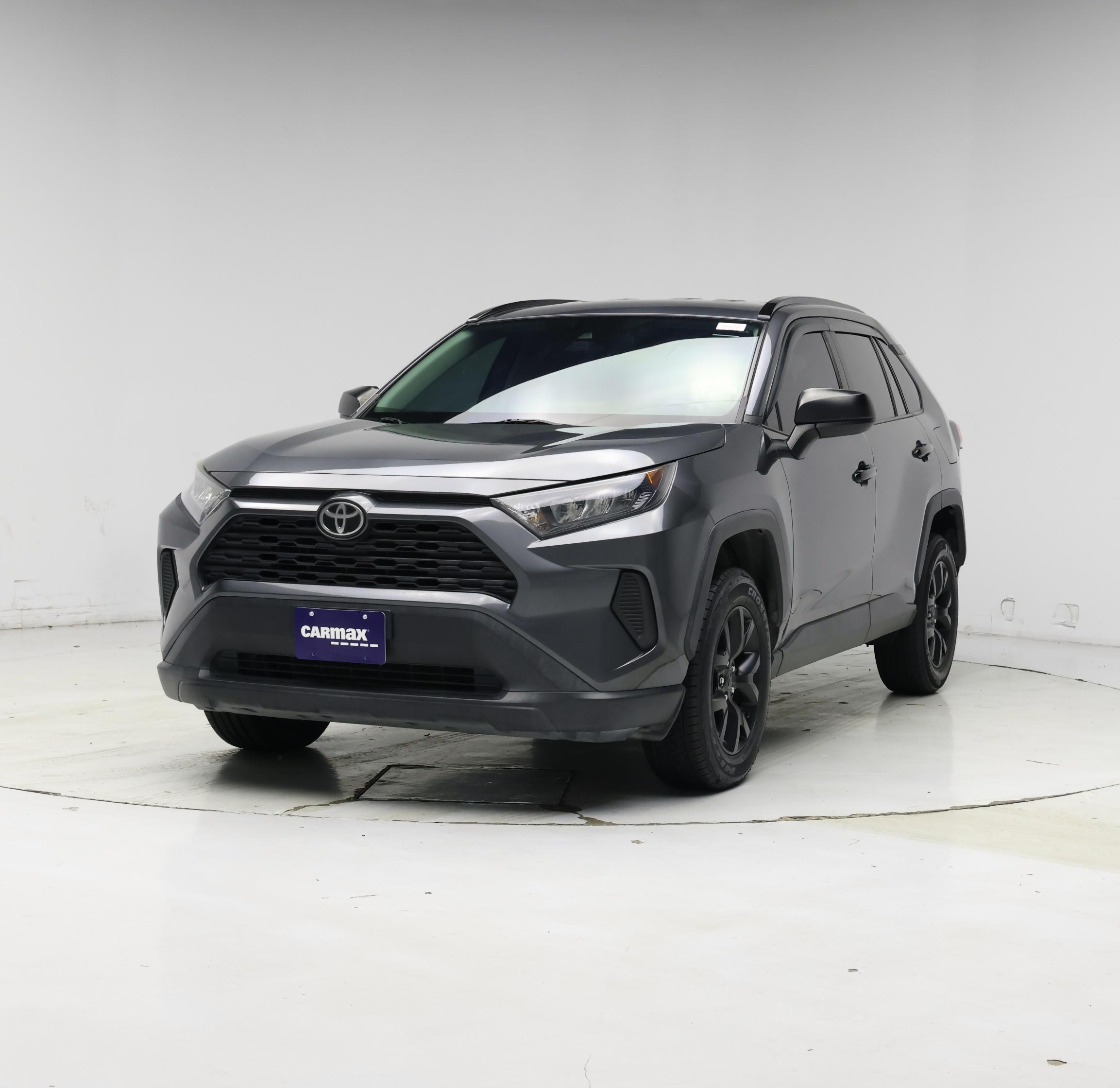 Thumbnail: 2021 Toyota RAV4 - 4