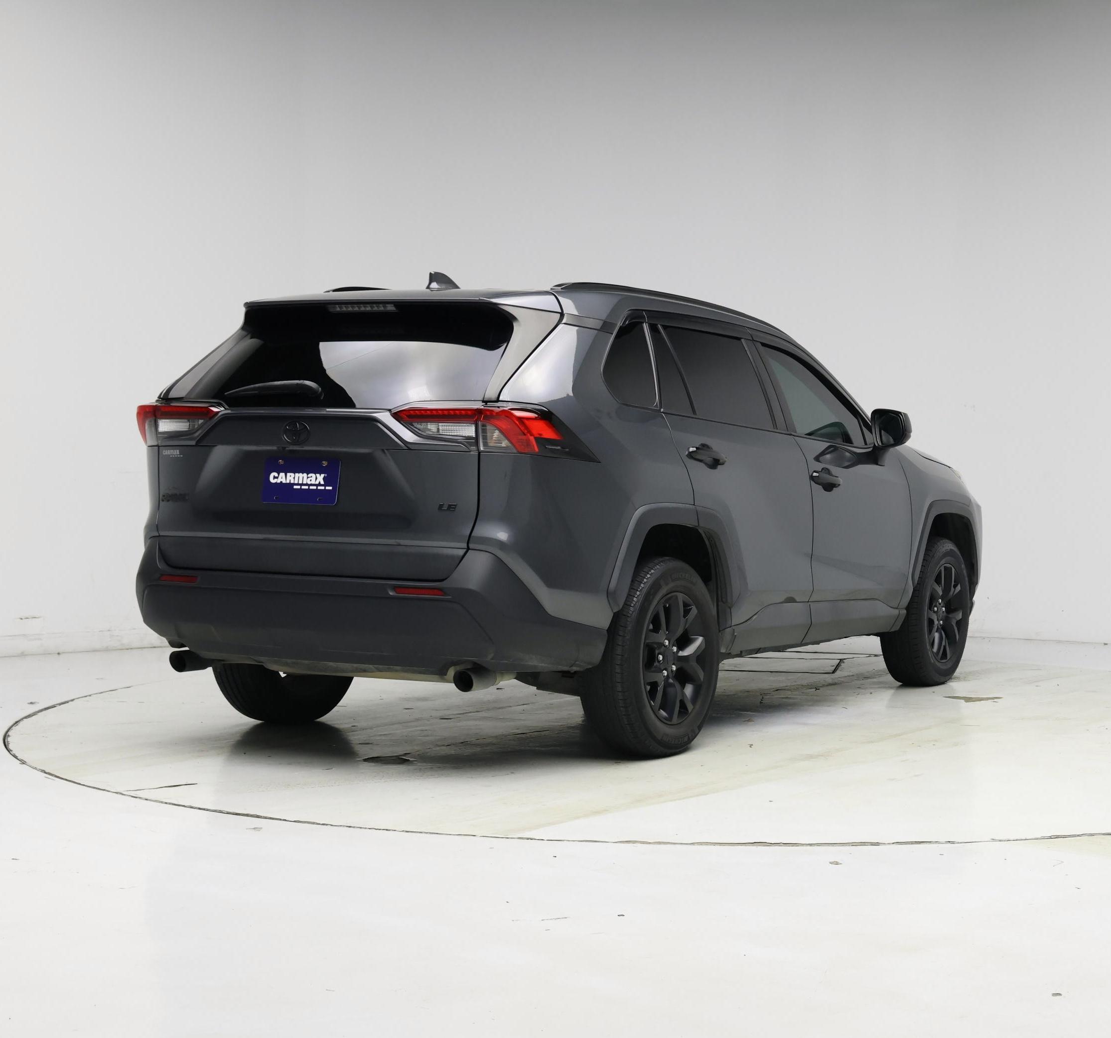 Thumbnail: 2021 Toyota RAV4 - 8