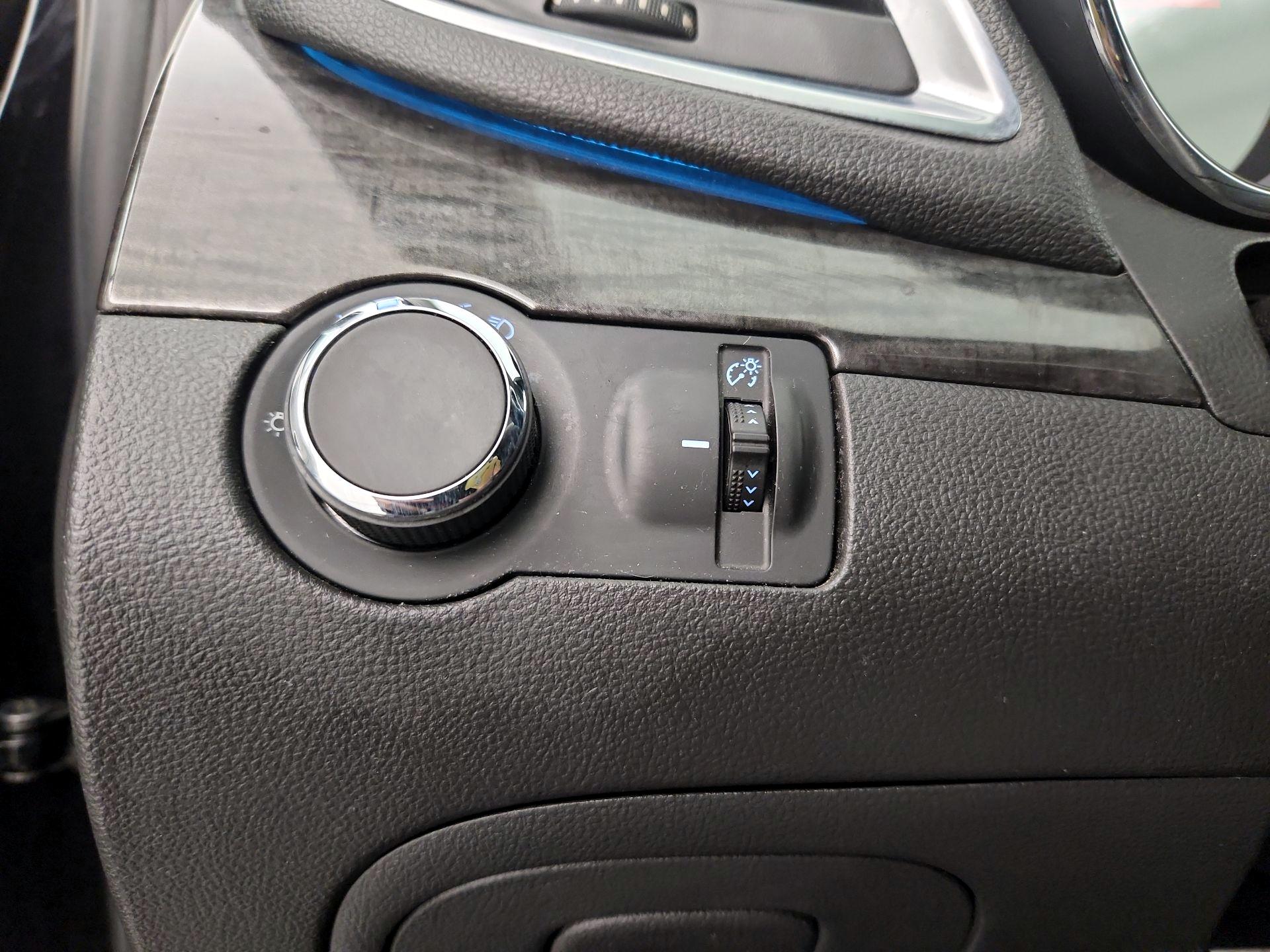 Thumbnail: 2016 Buick Encore - 13