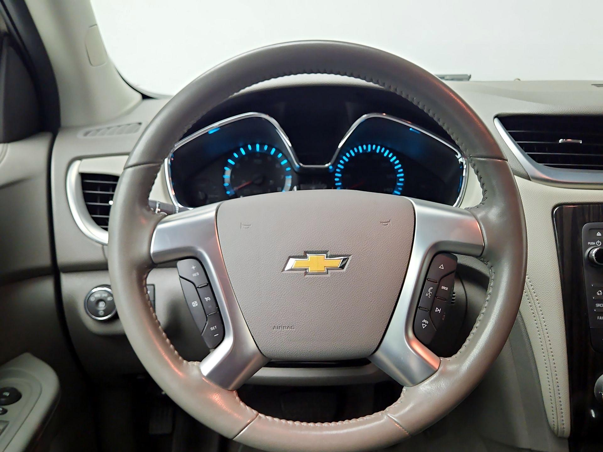 Thumbnail: 2014 Chevrolet Traverse - 10